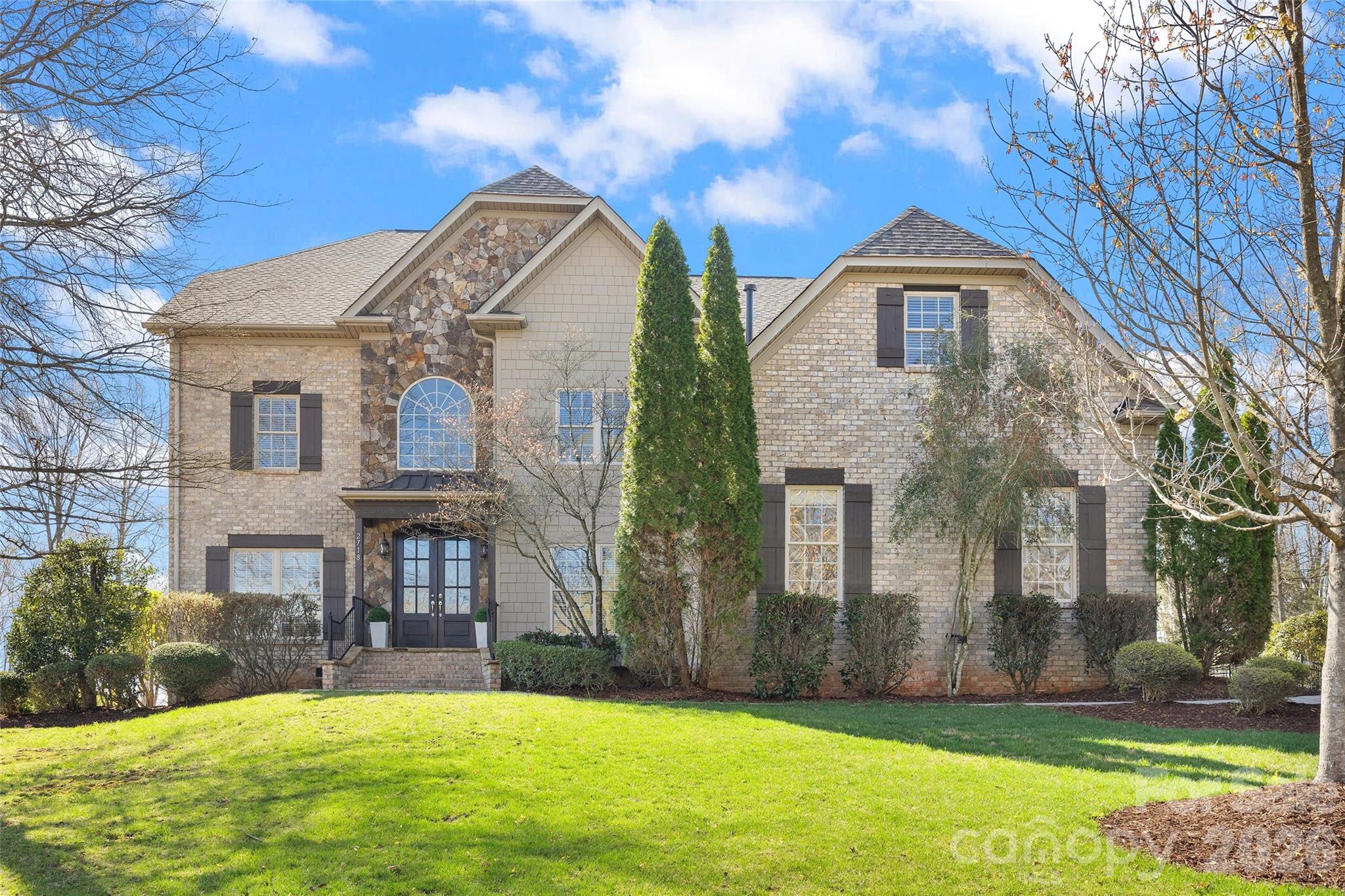 2718 Old Course Road