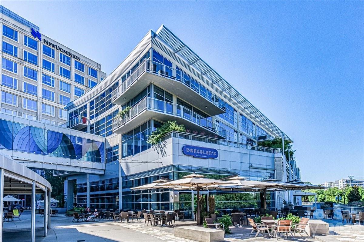 1133 Metropolitan Avenue Unit: 211