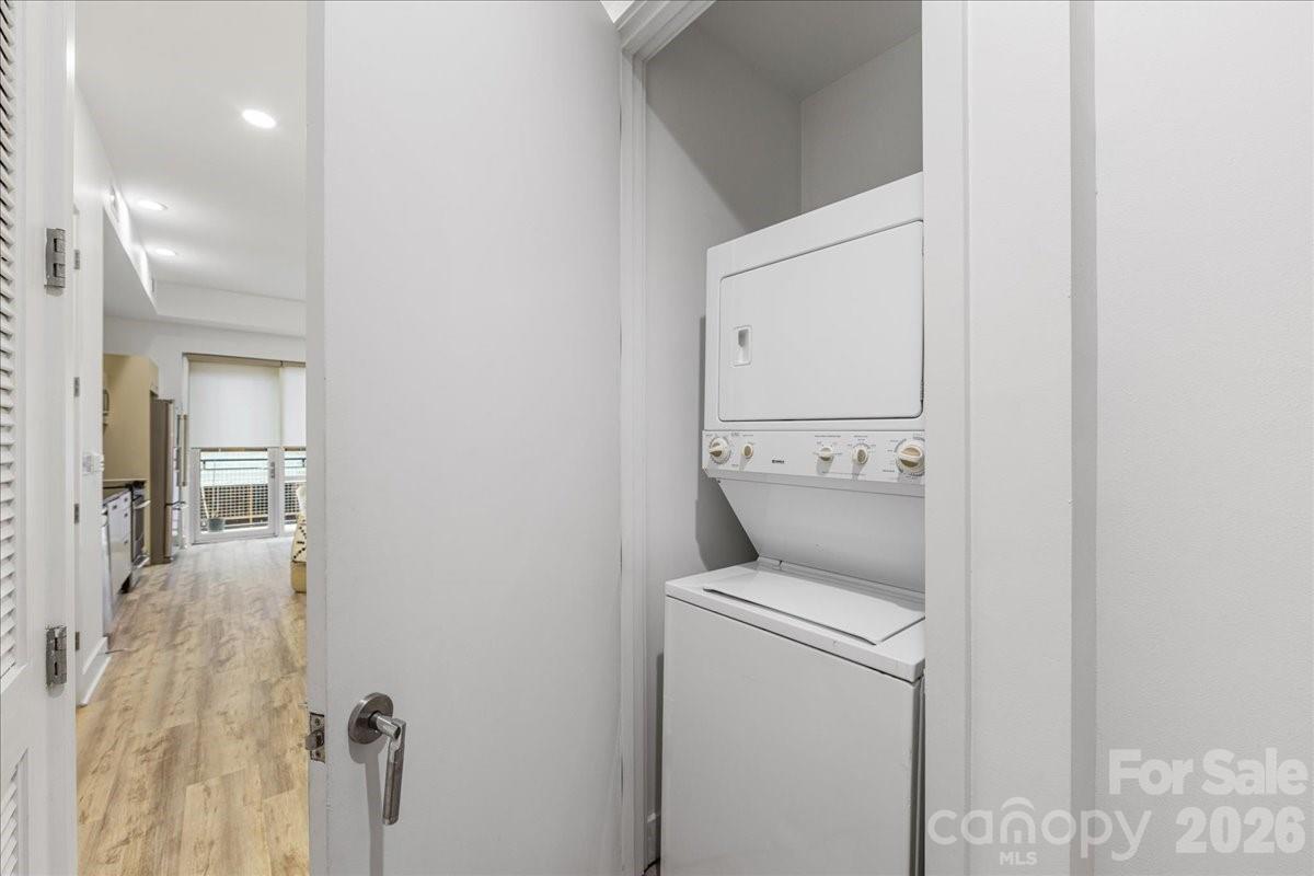 1133 Metropolitan Avenue Unit: 211