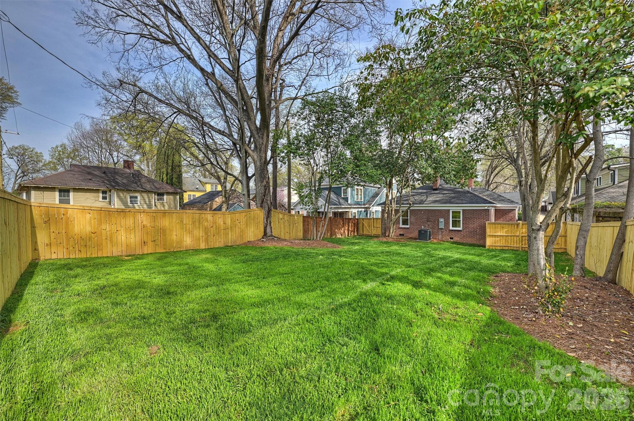321 W Kingston Avenue