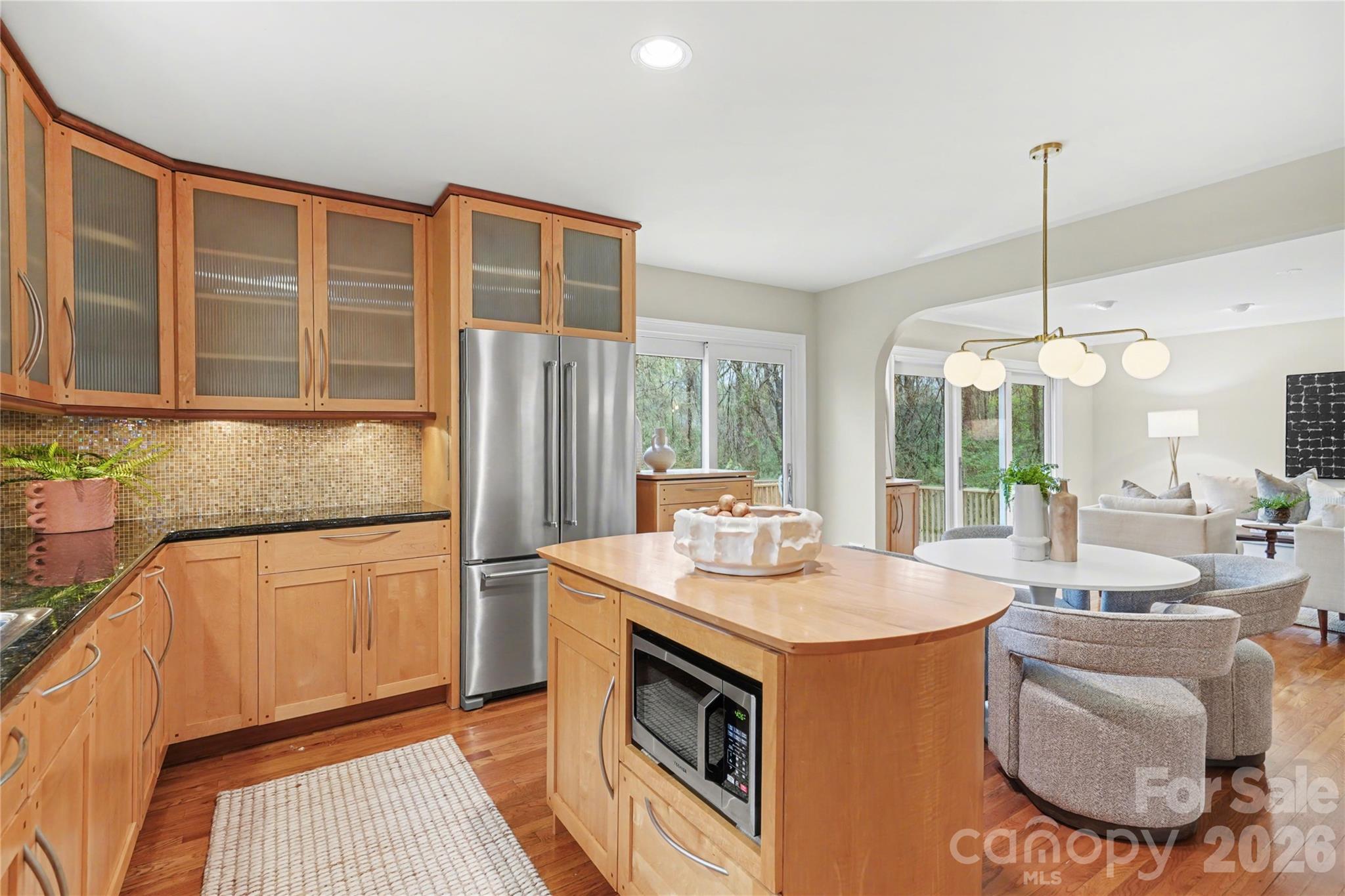 901 Shady Bluff Drive