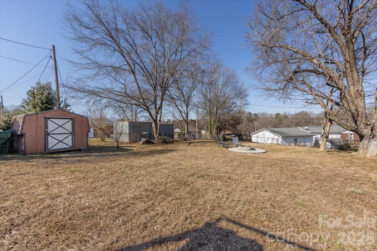 406 Robinson Clemmer Road