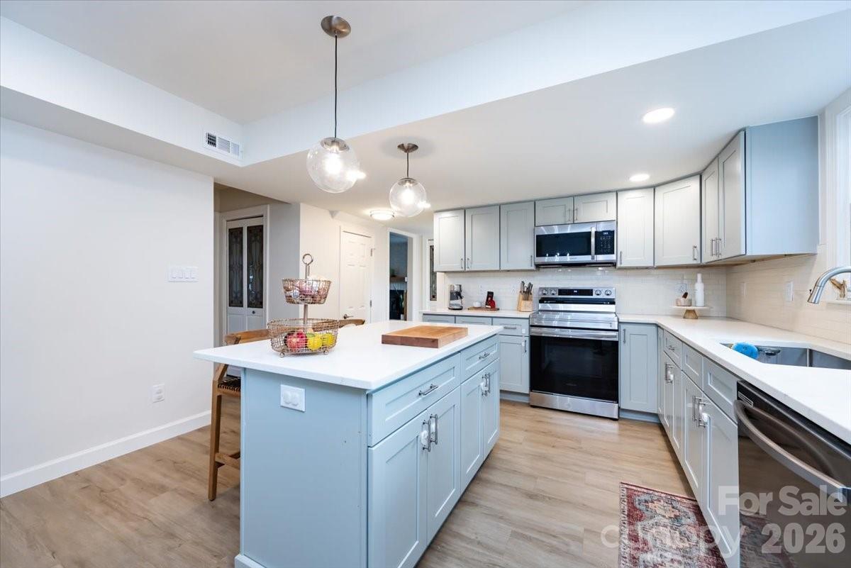 7142 Cardigan Avenue