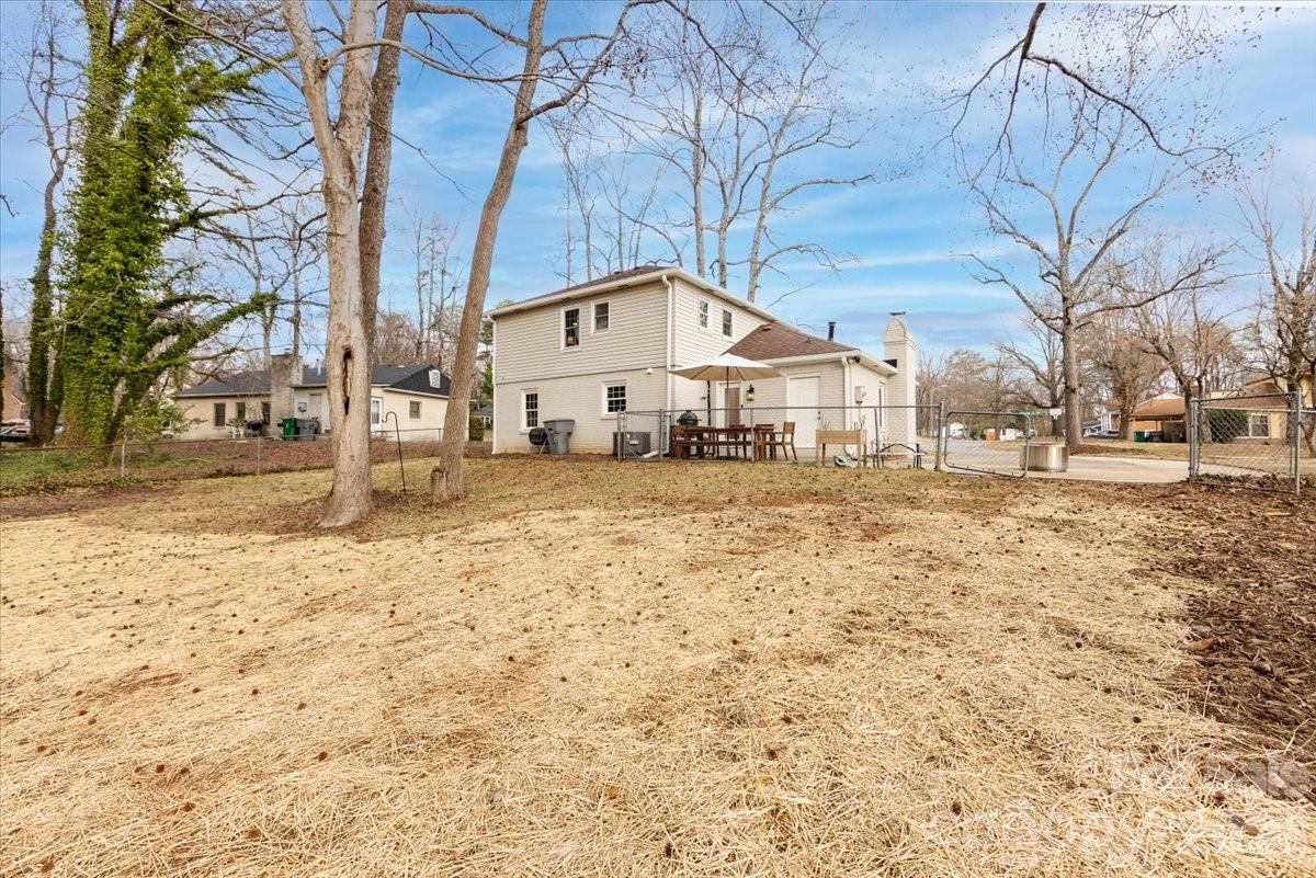 7142 Cardigan Avenue