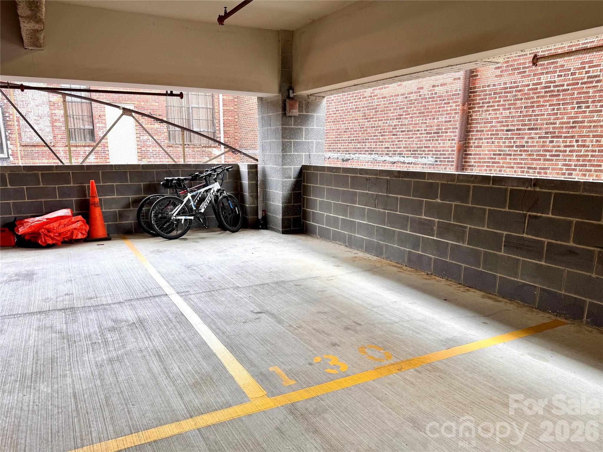 12 S Lexington Avenue Unit: 401