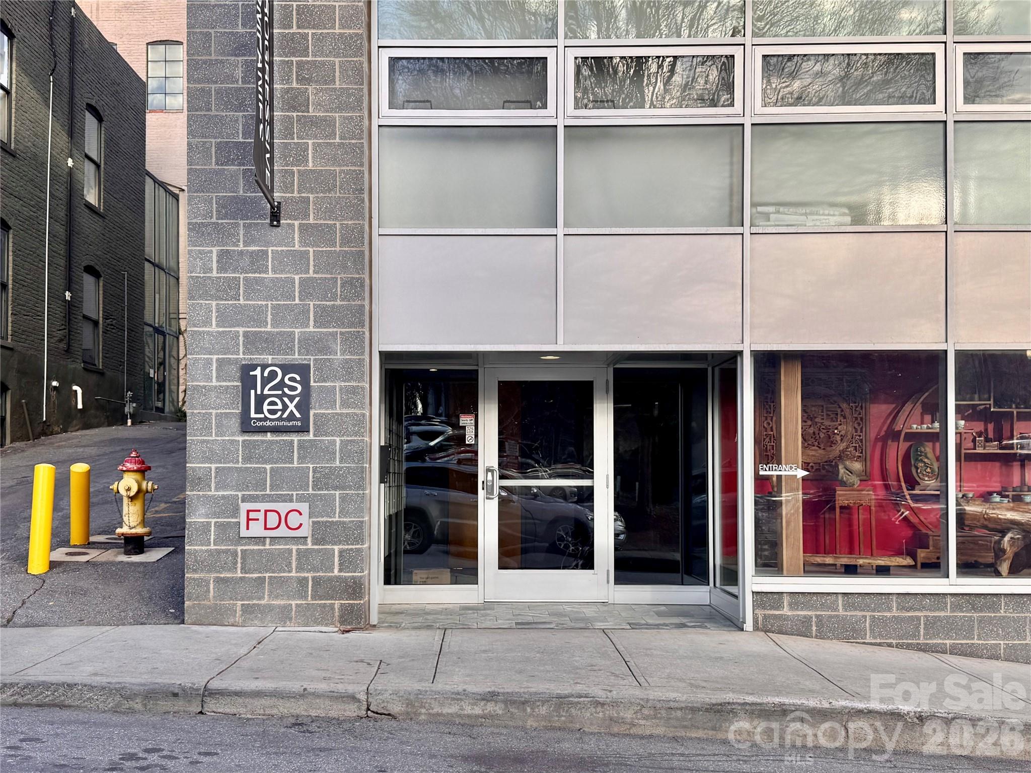 12 S Lexington Avenue Unit: 401