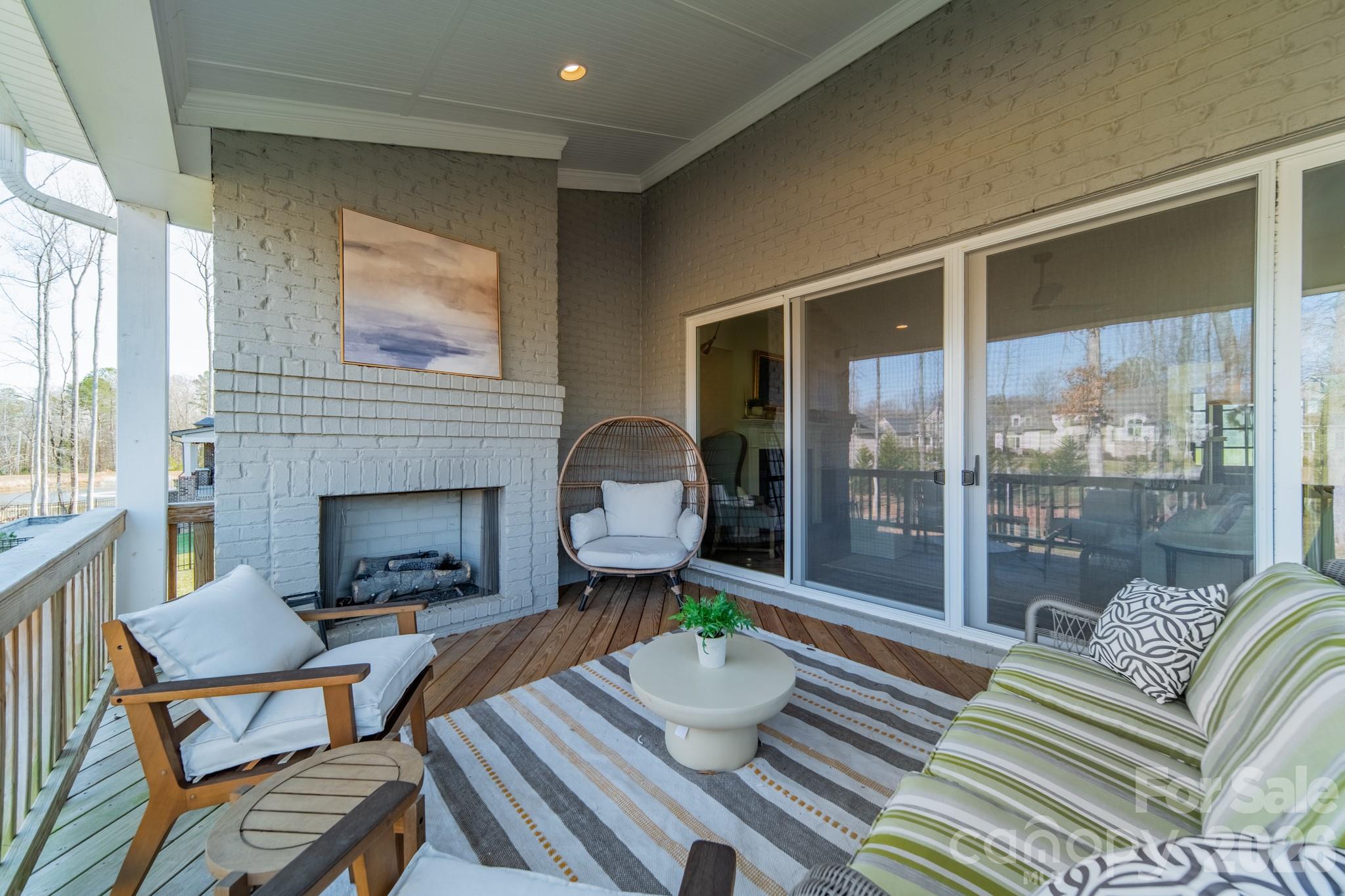 1103 Grand Oak Drive