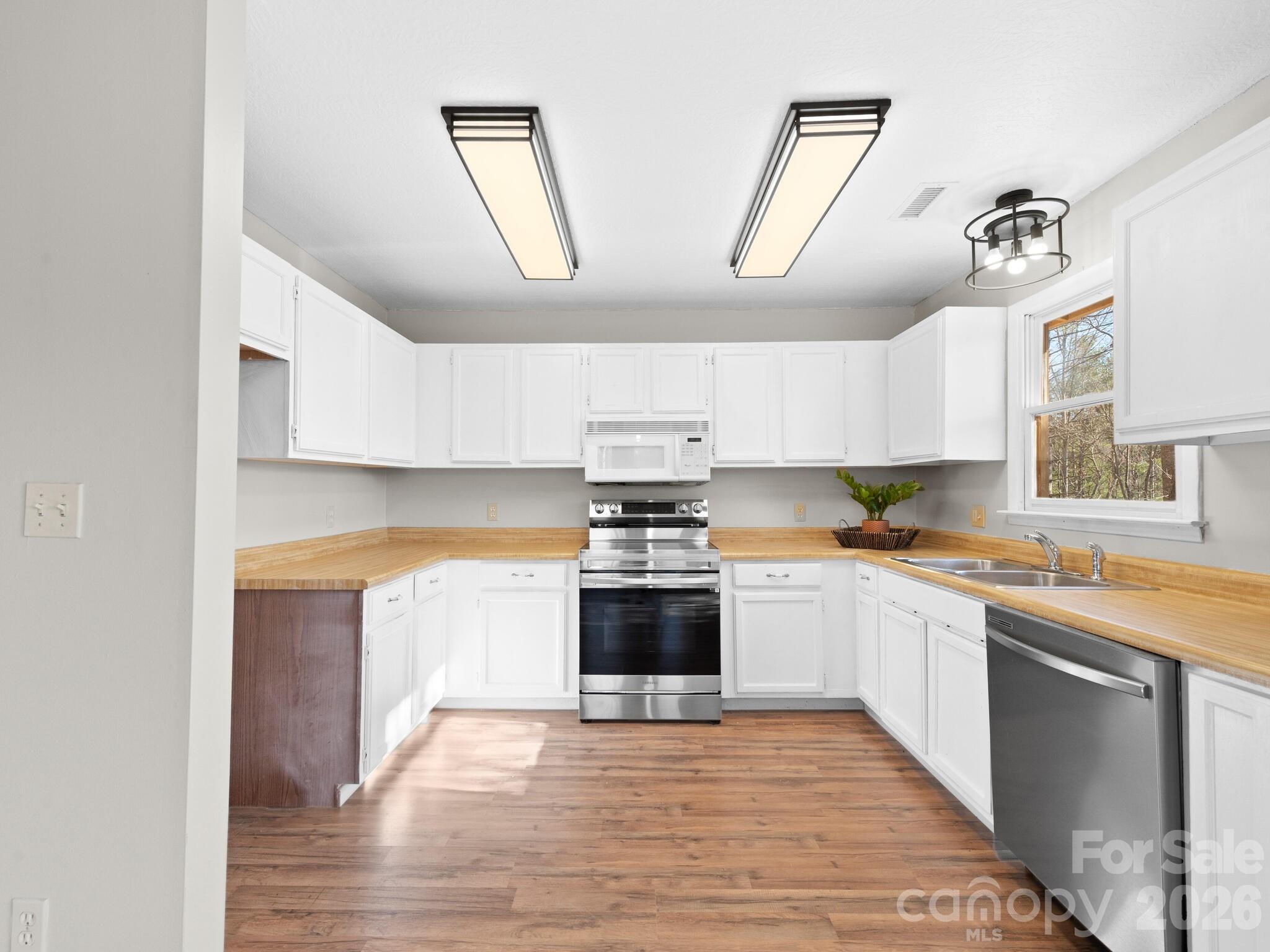 331 River Ridge Drive