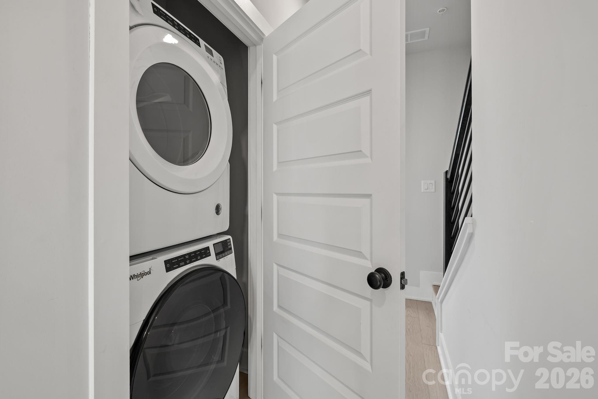 1925 Dunavant Street