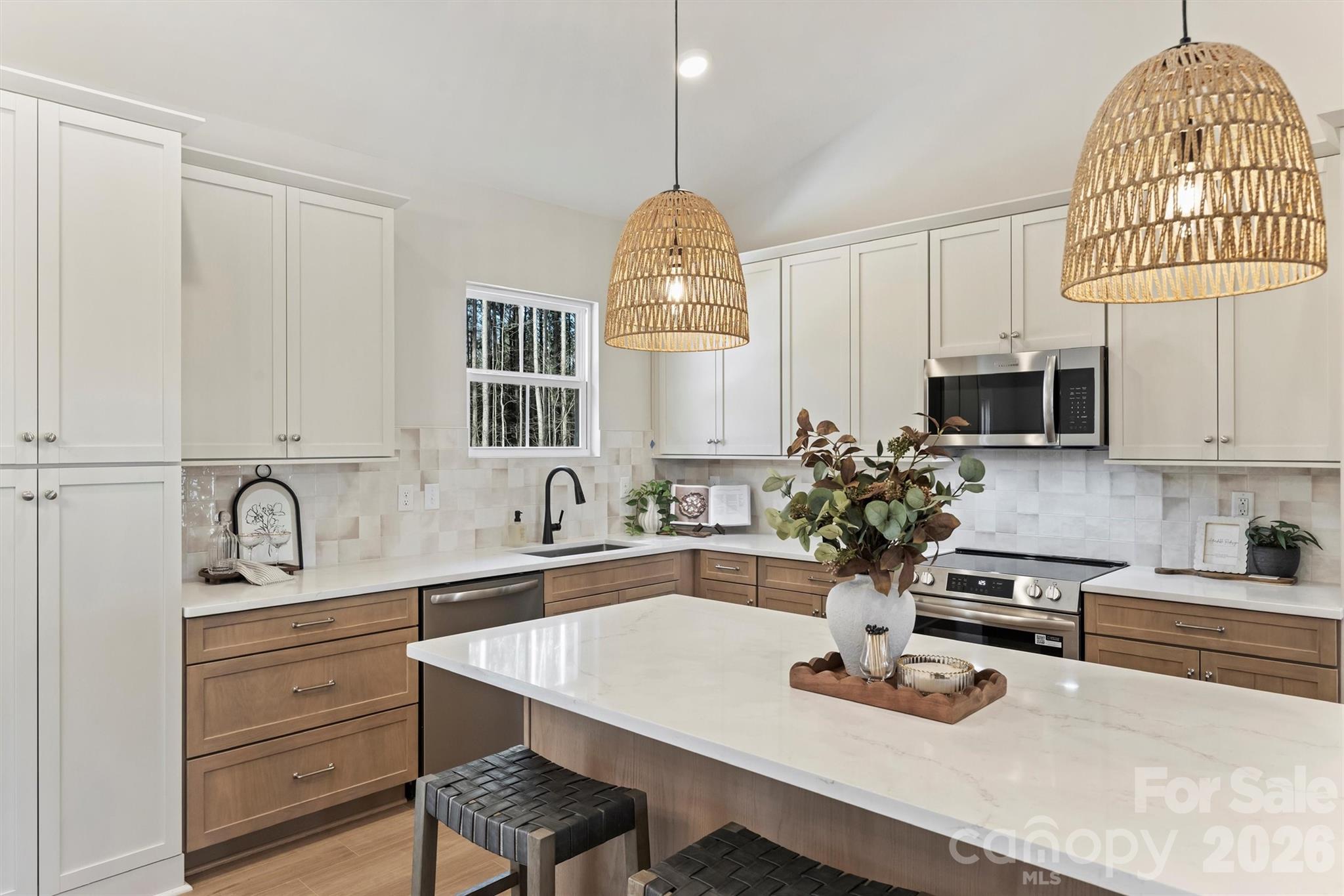 2307 Lee Lawing Road