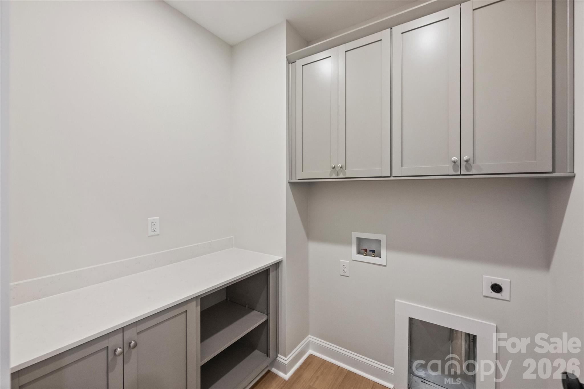 2307 Lee Lawing Road