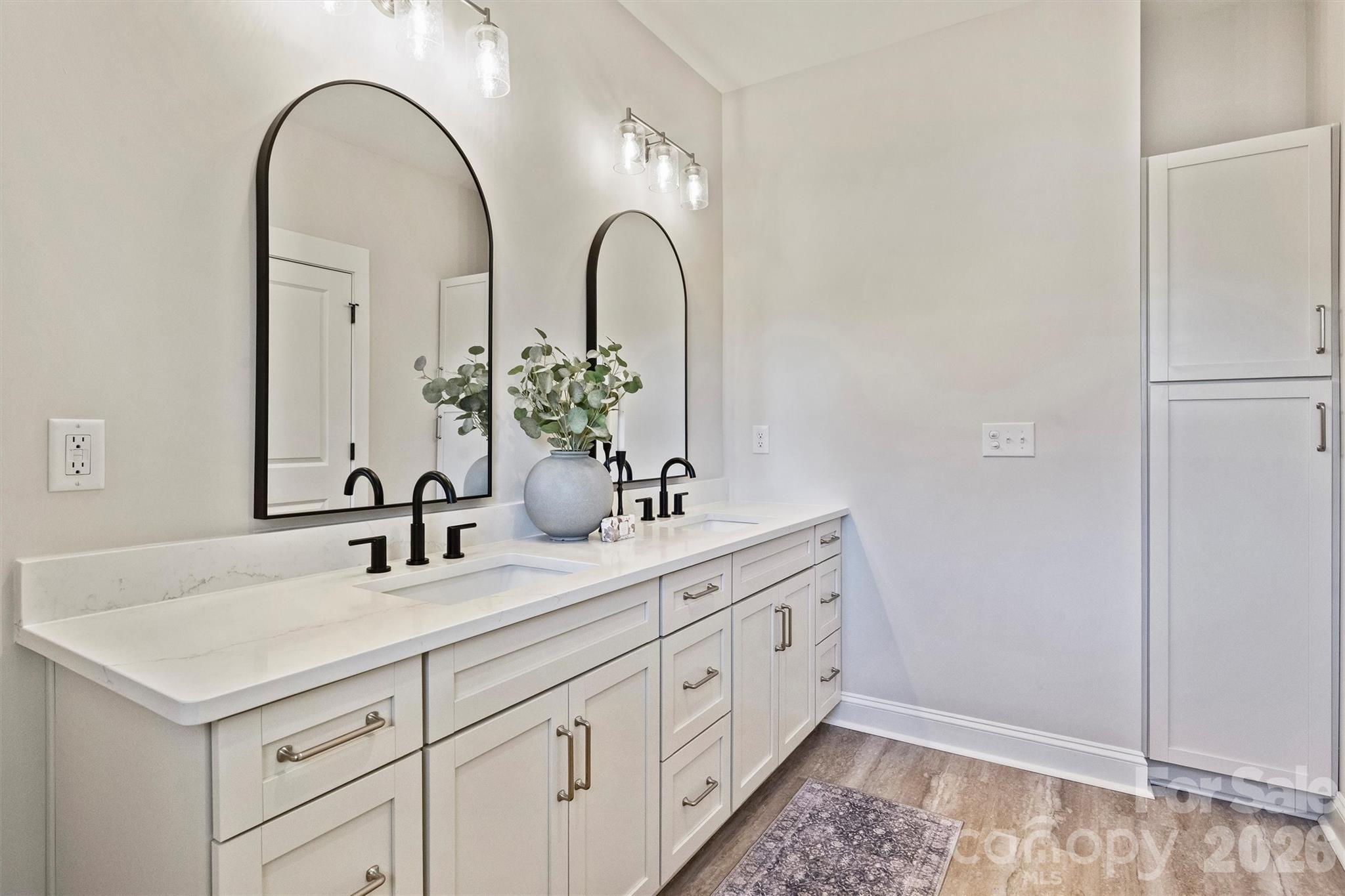 2307 Lee Lawing Road