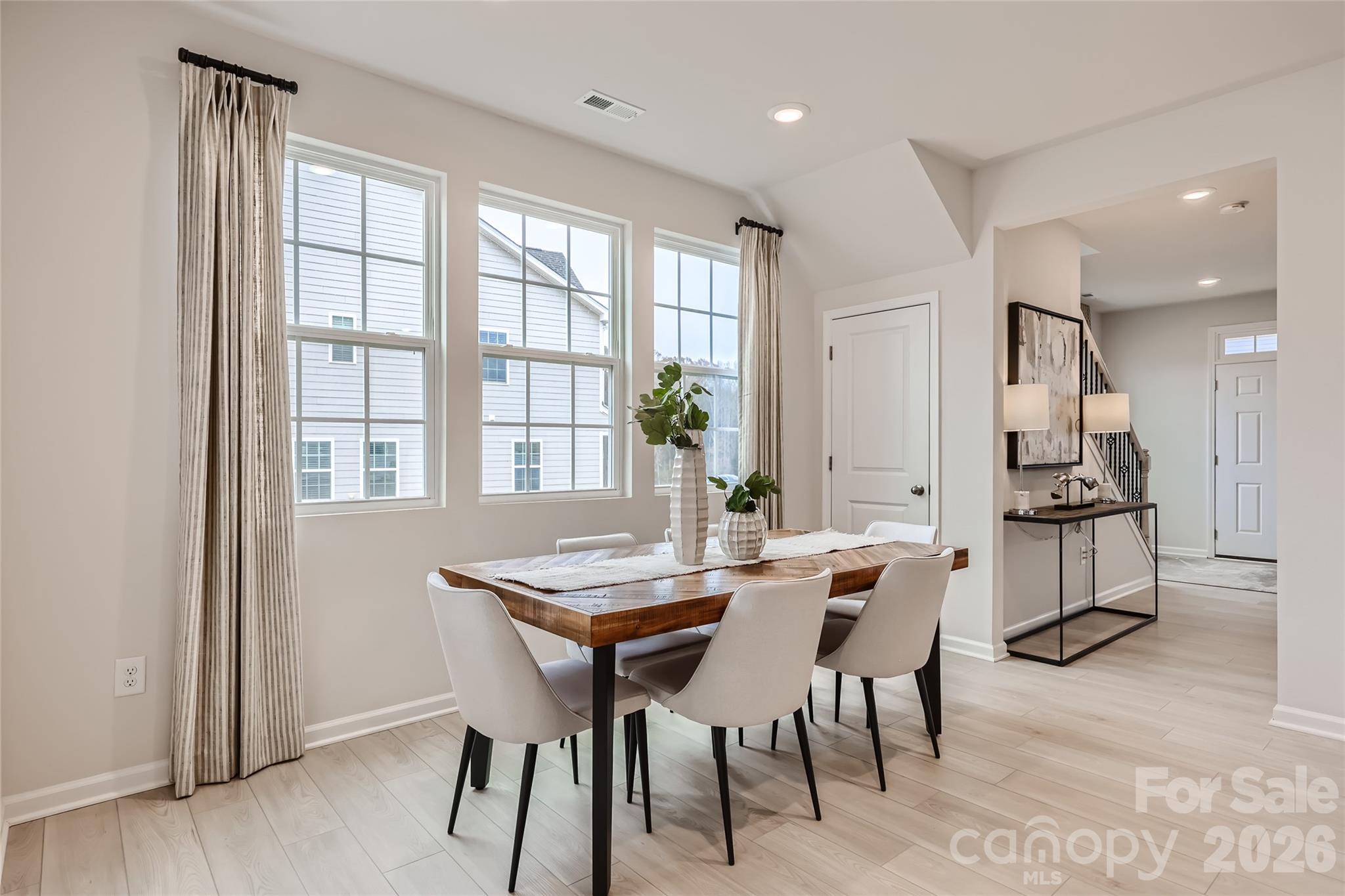 941 Cobbled Way
