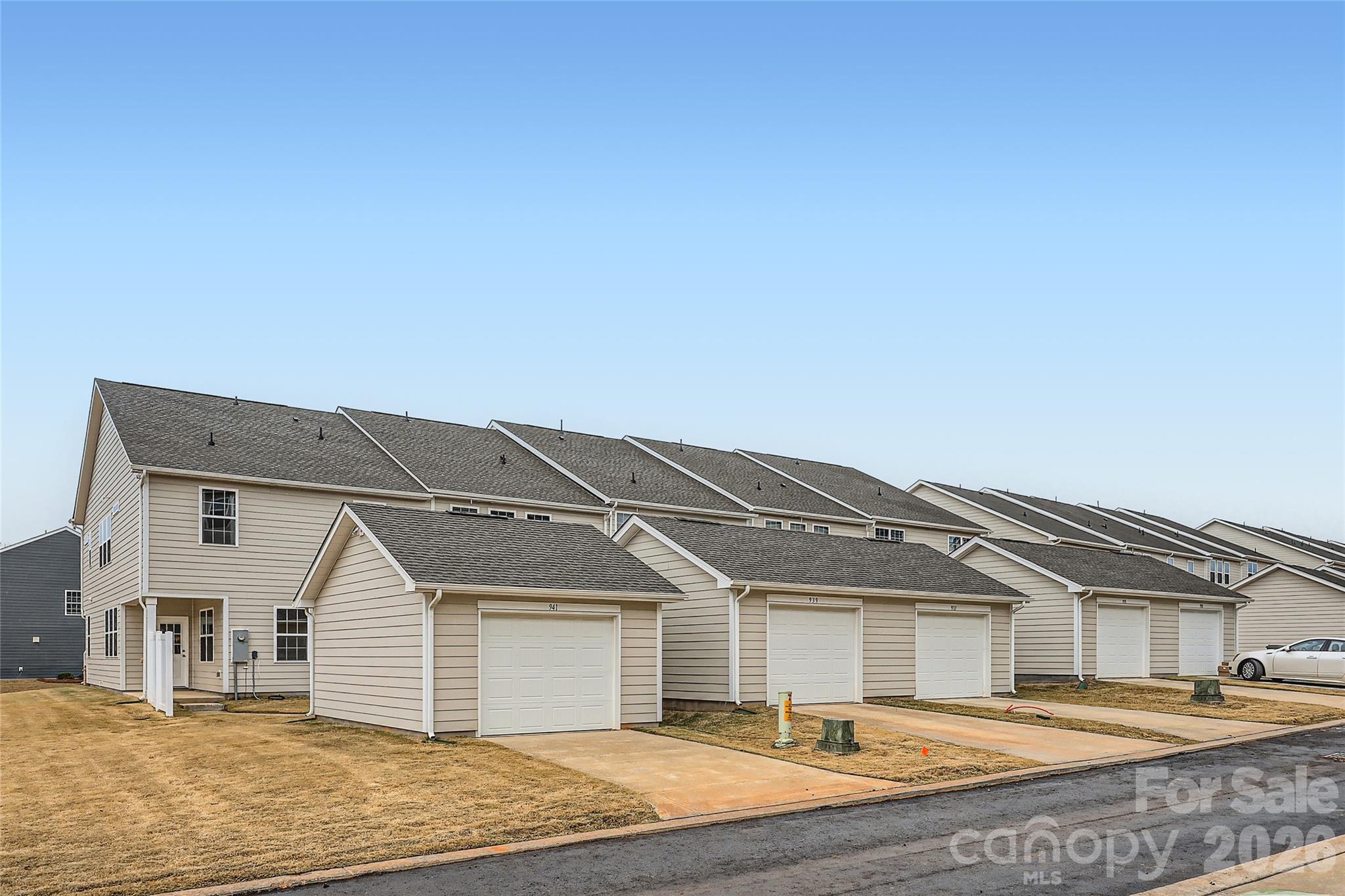 941 Cobbled Way