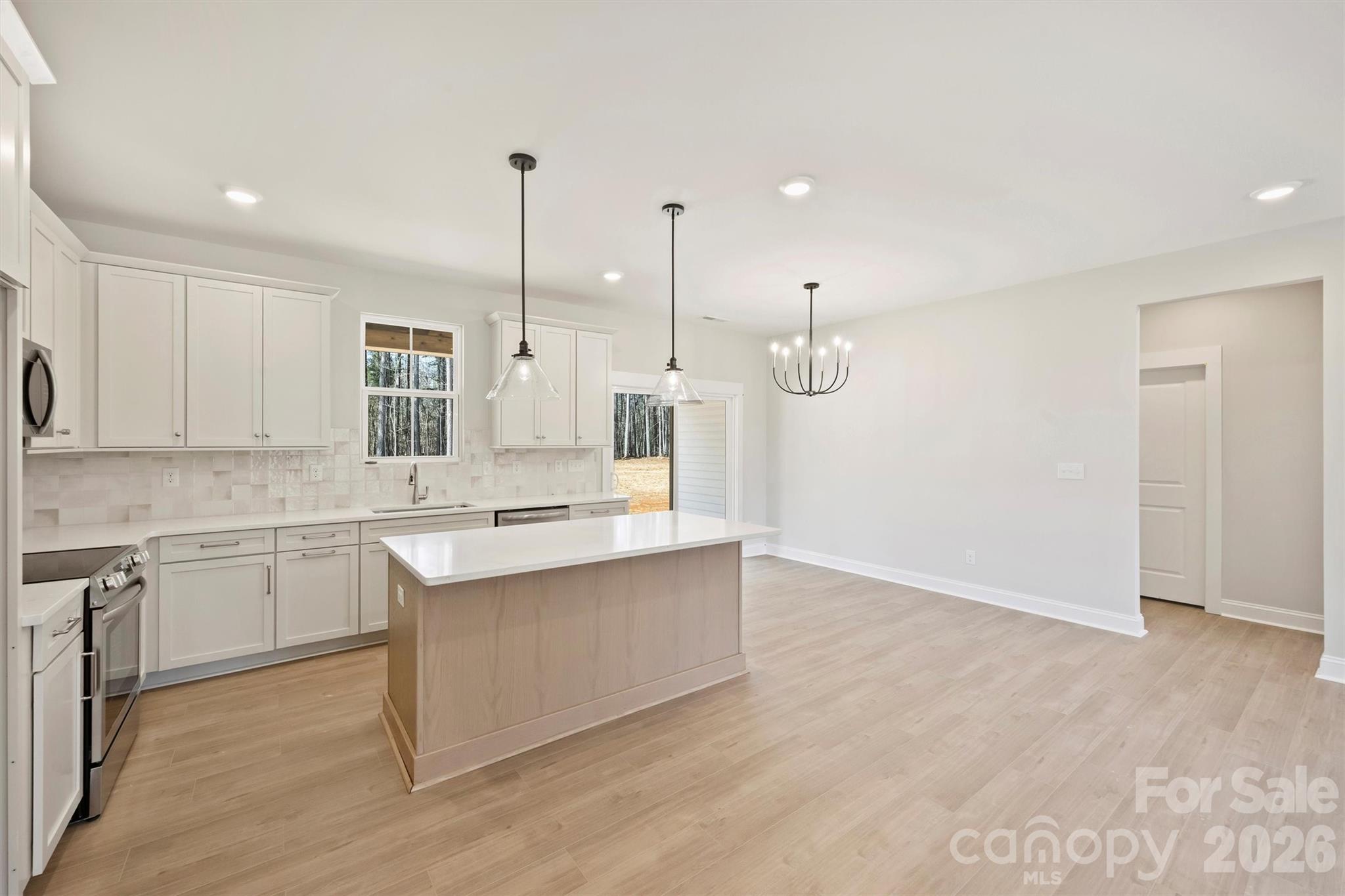 2279 Lee Lawing Road