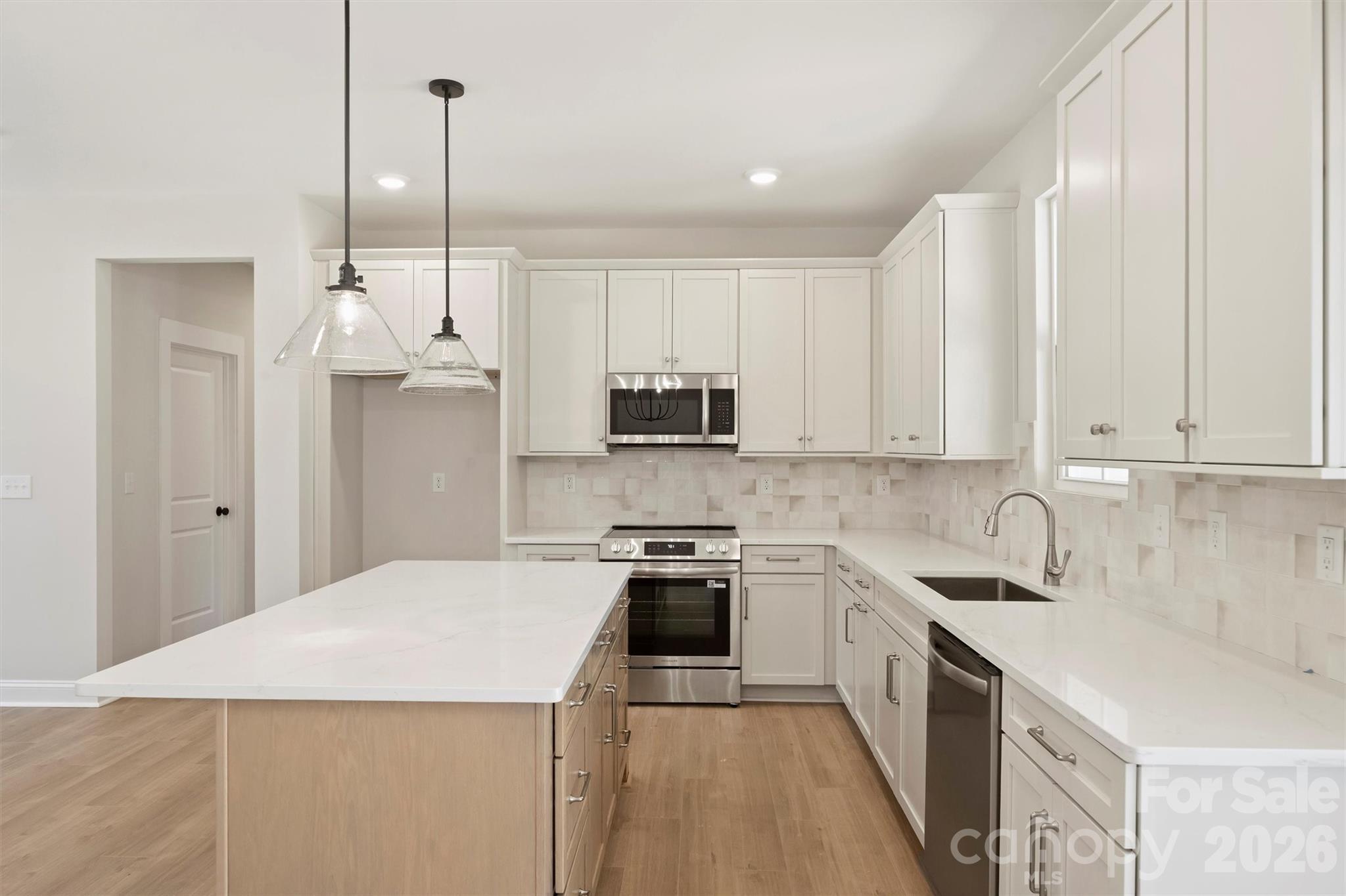 2279 Lee Lawing Road