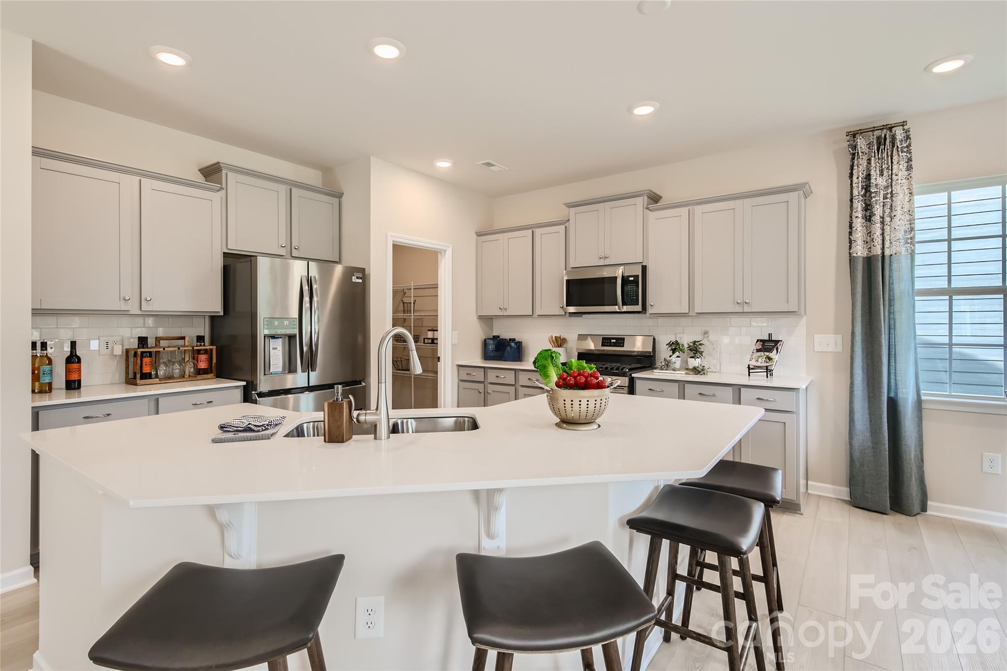 1009 Lookout Shoals Drive