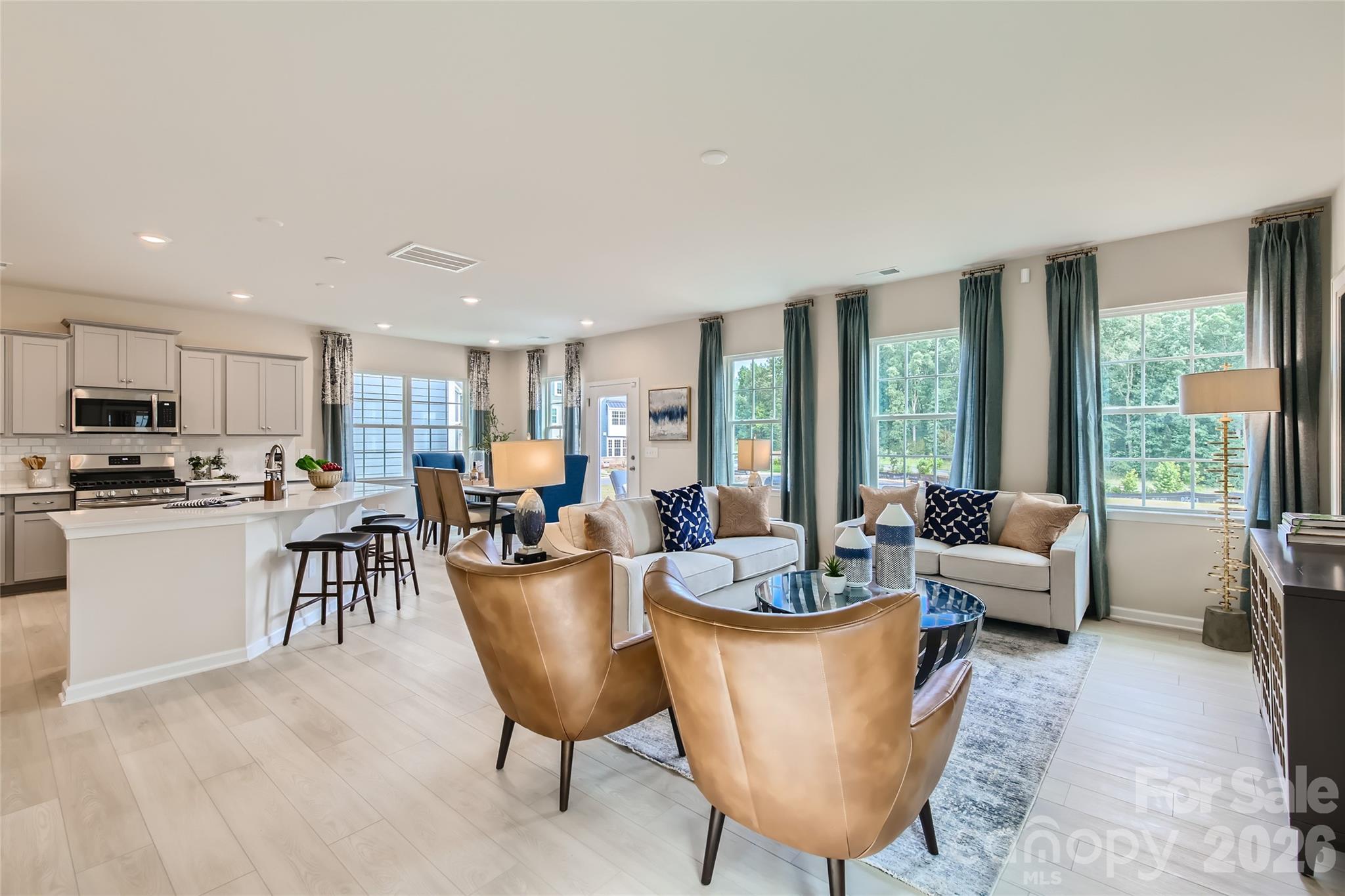 1009 Lookout Shoals Drive