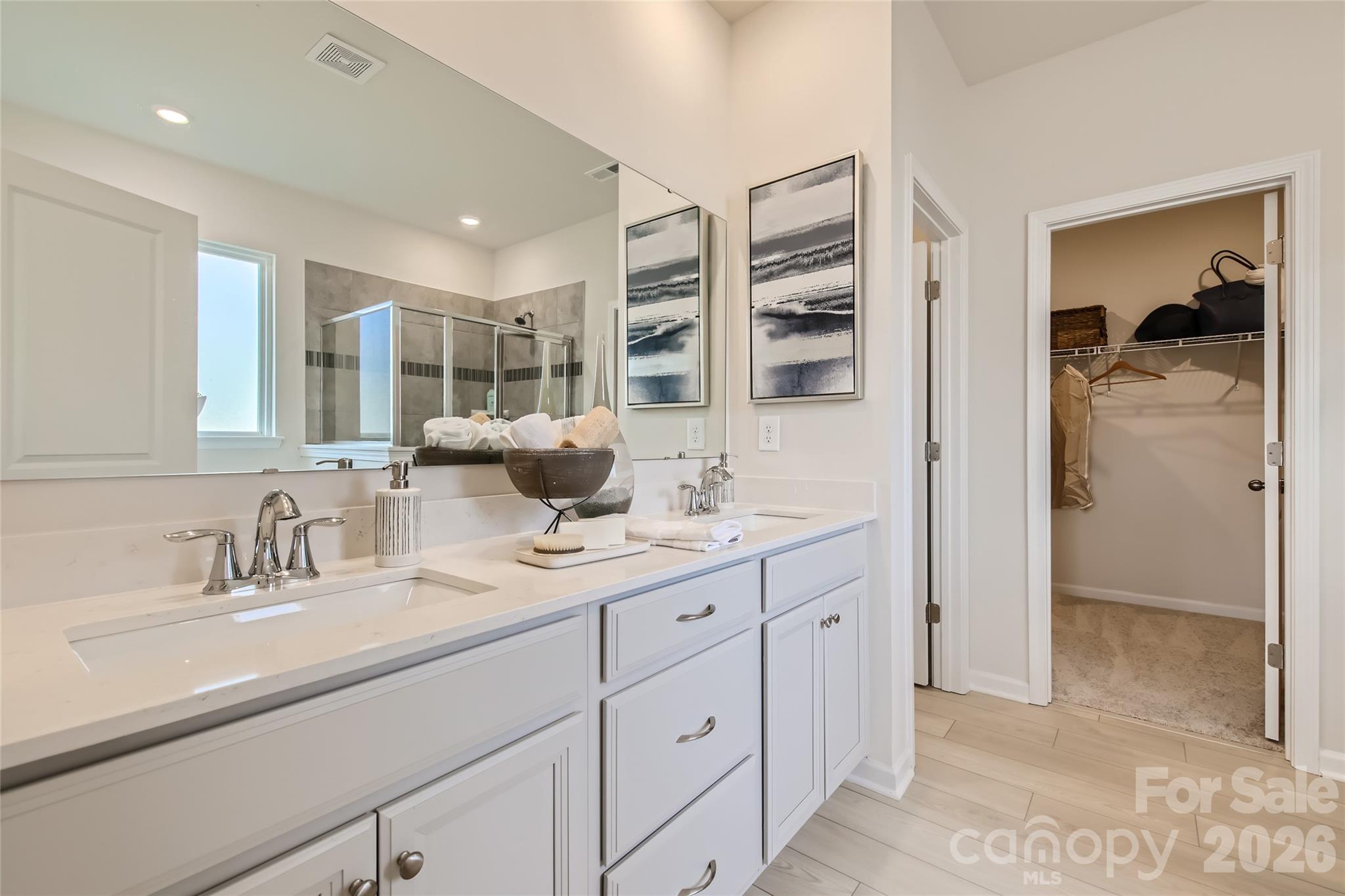 2704 Monument Point Circle