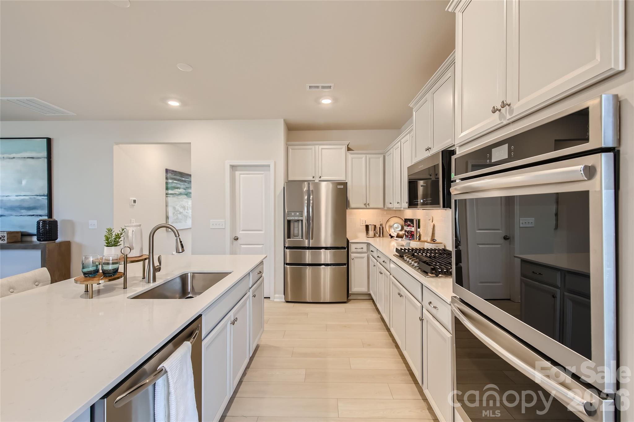 2704 Monument Point Circle