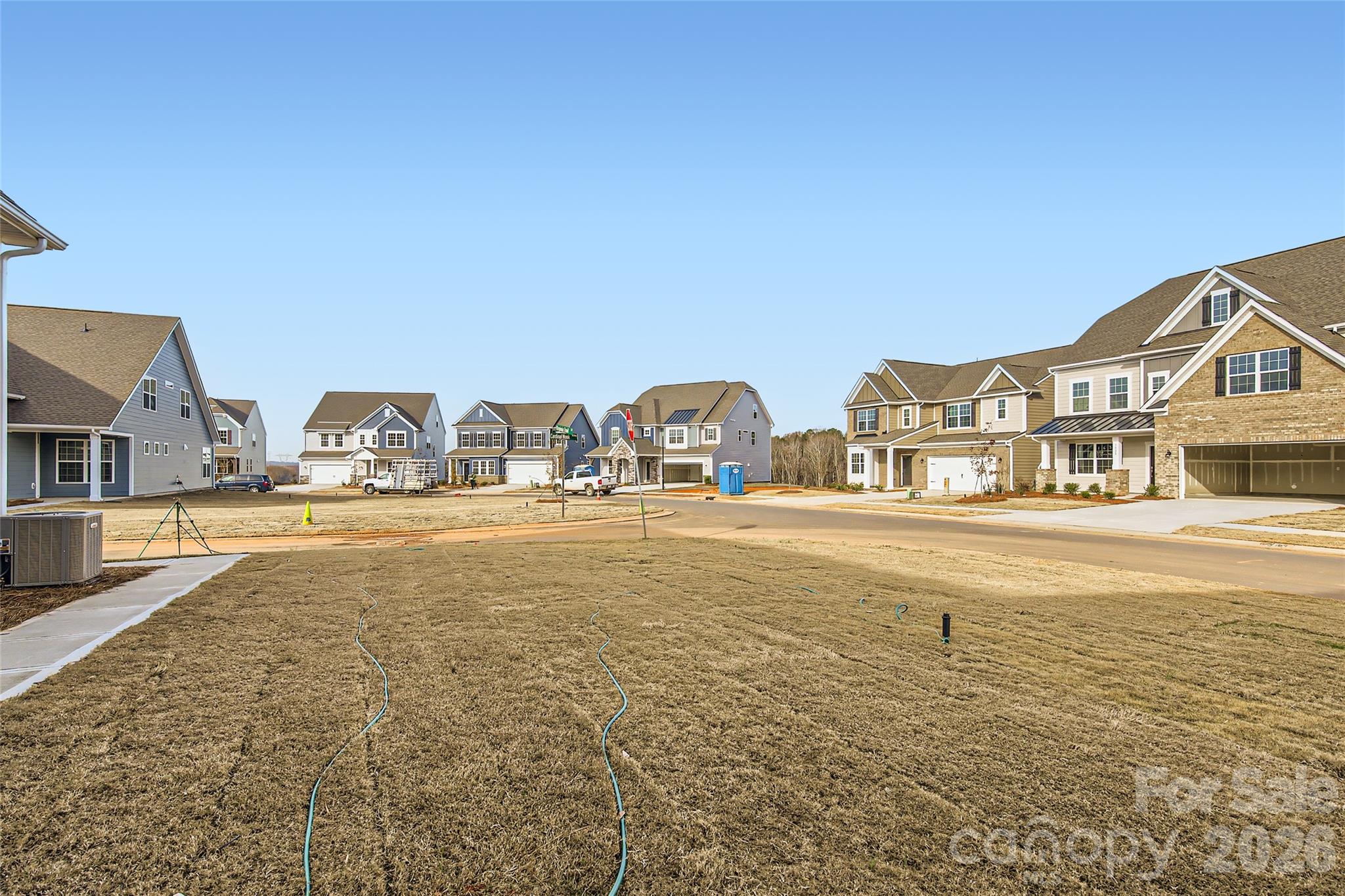 2704 Monument Point Circle