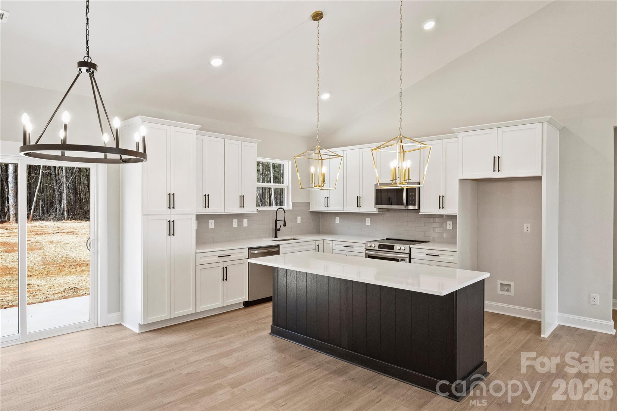 2271 Lee Lawing Road