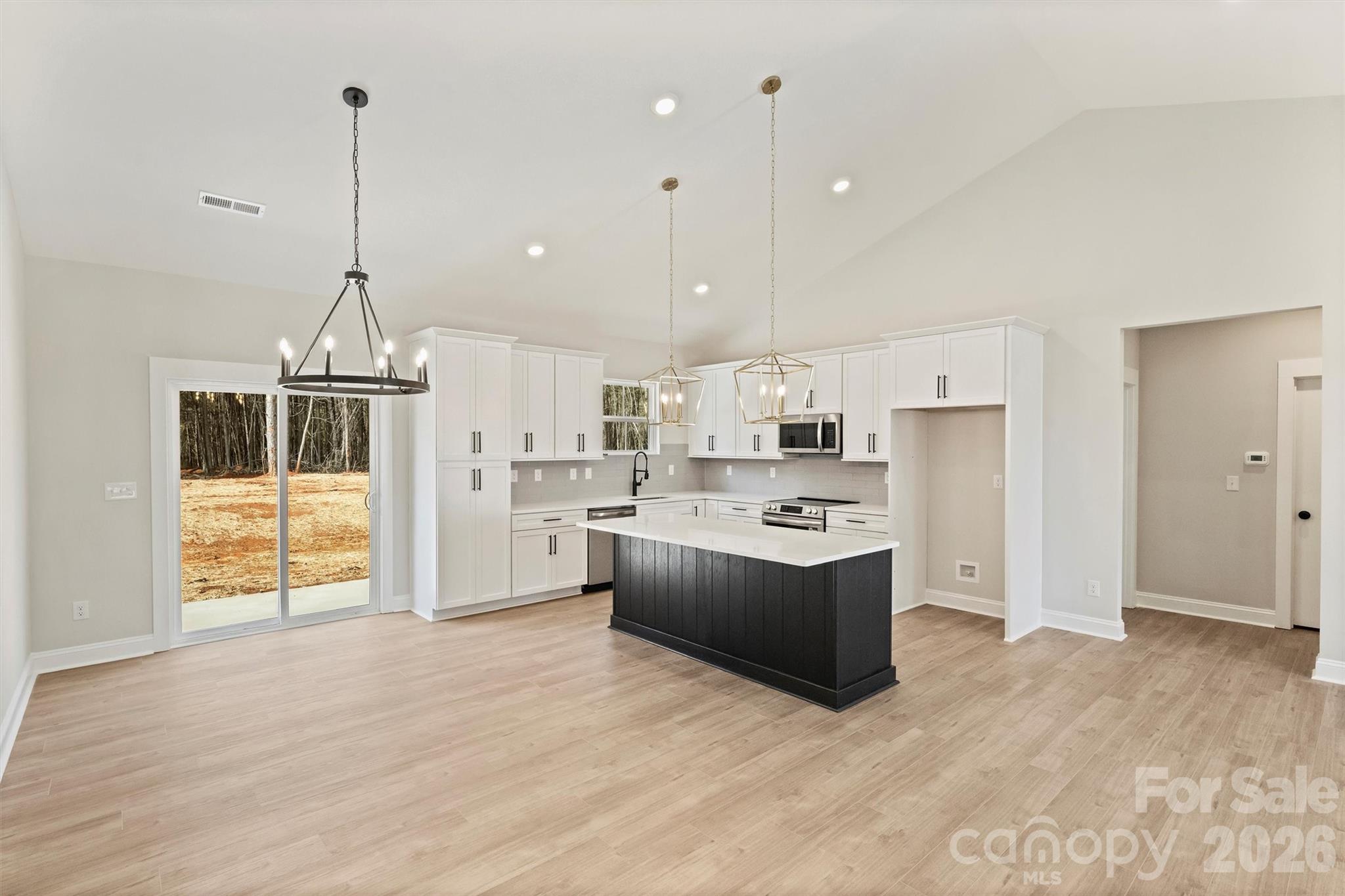 2271 Lee Lawing Road