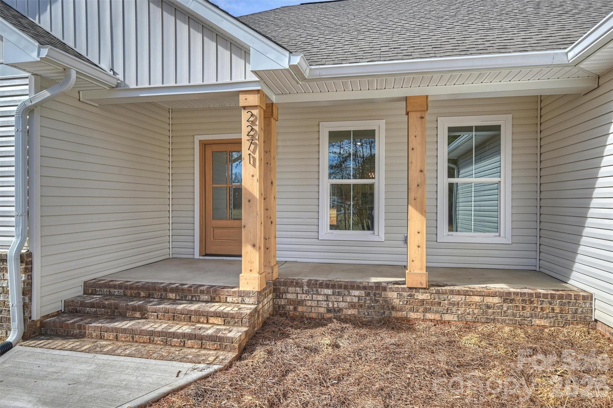 2271 Lee Lawing Road