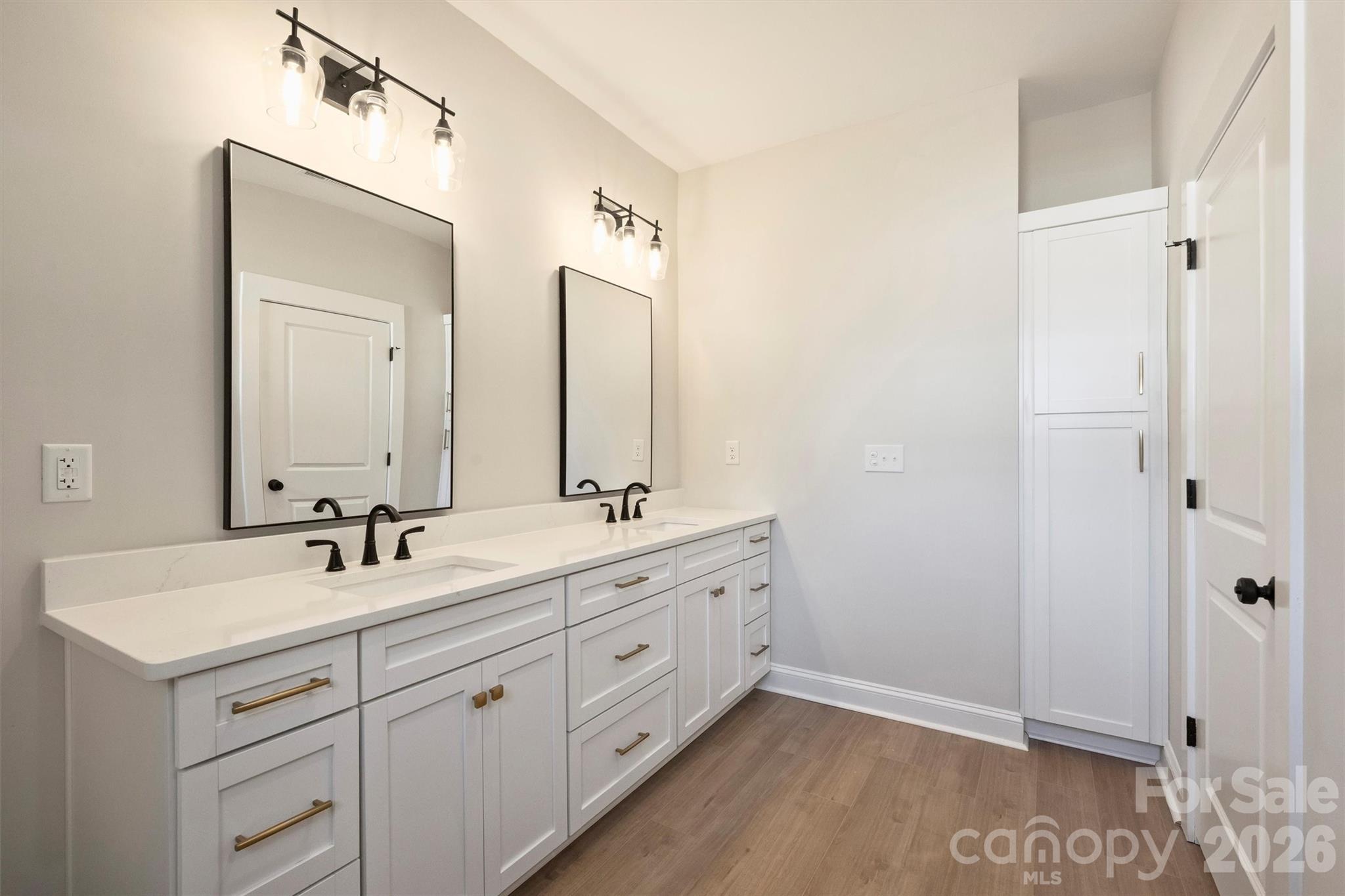 2271 Lee Lawing Road