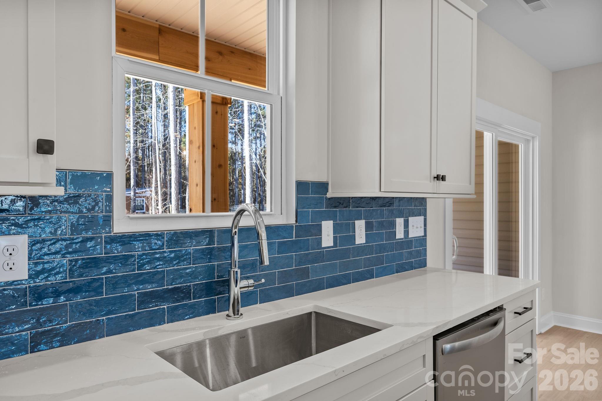 2319 Lee Lawing Road