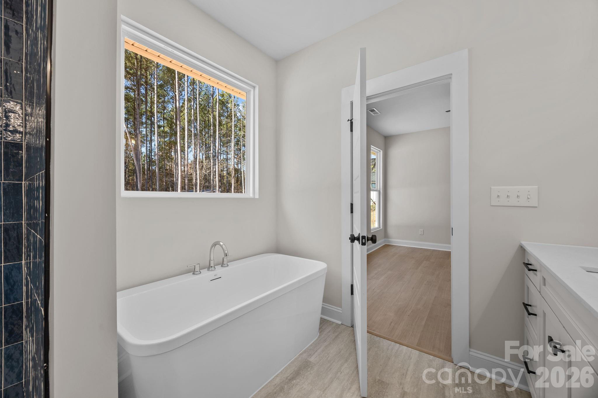 2319 Lee Lawing Road