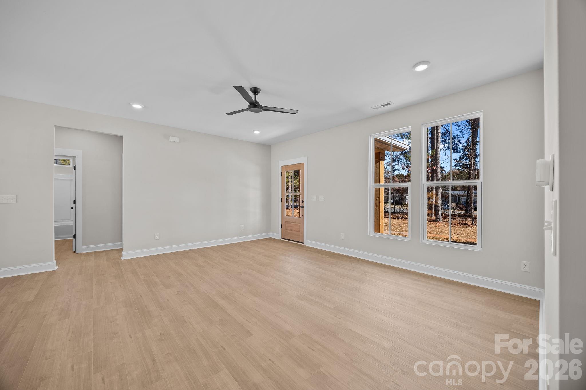 2319 Lee Lawing Road