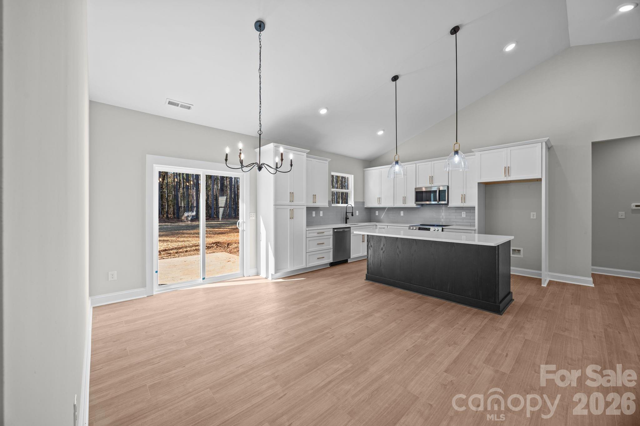 2287 Lee Lawing Road