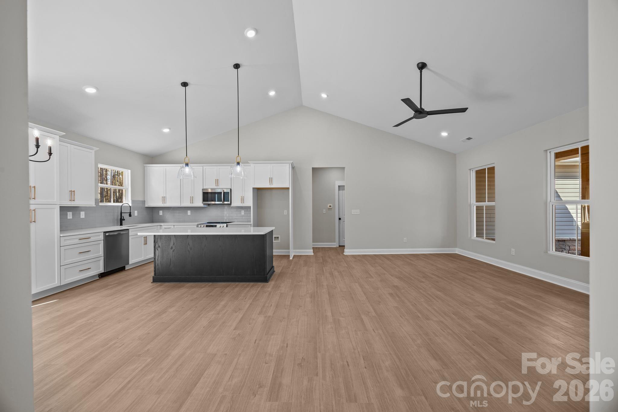 2287 Lee Lawing Road