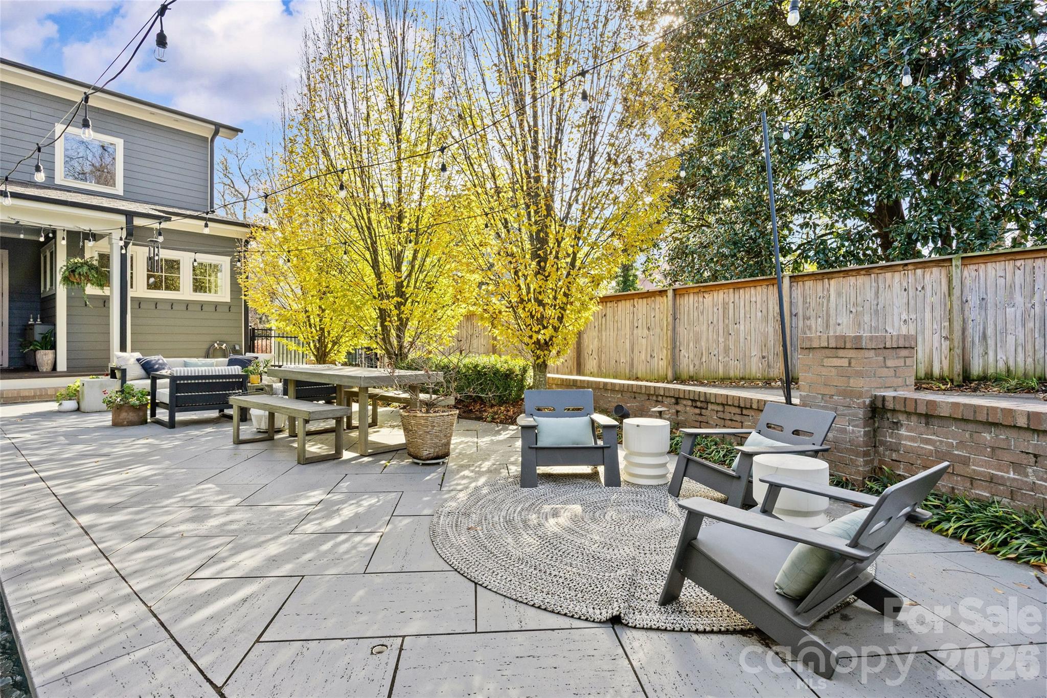 1817 Nassau Boulevard