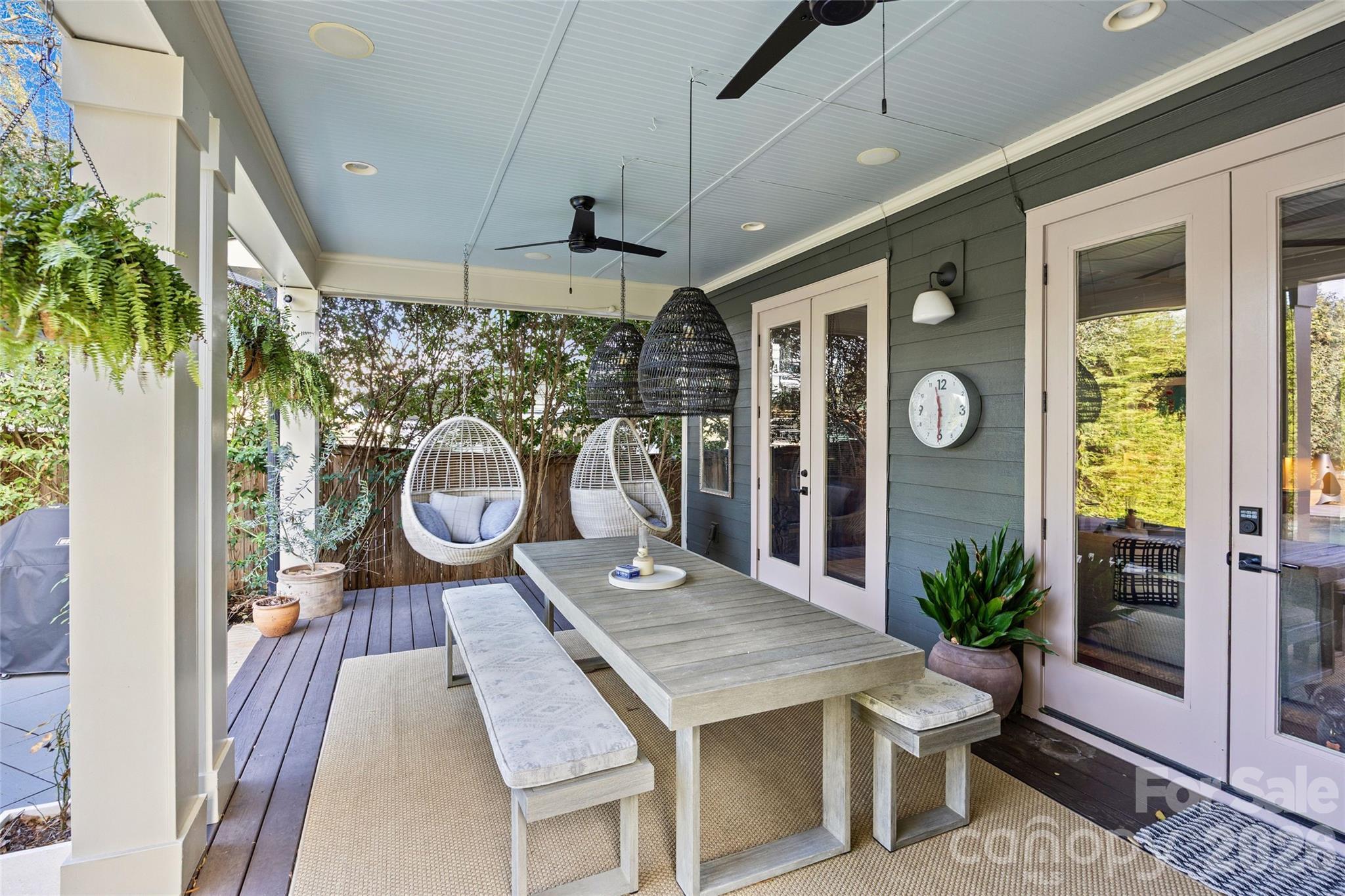 1817 Nassau Boulevard