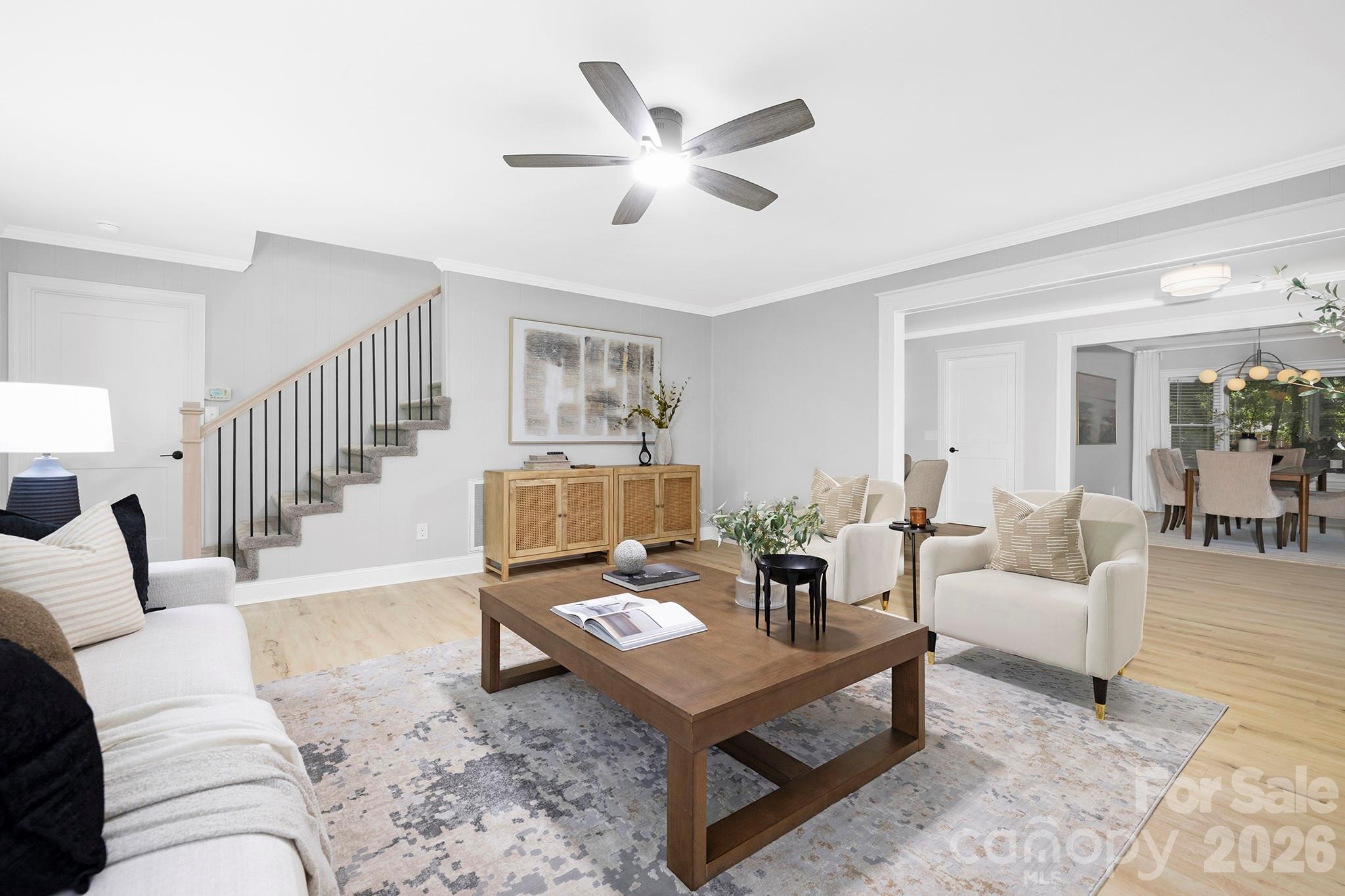 715 White Oaks Circle