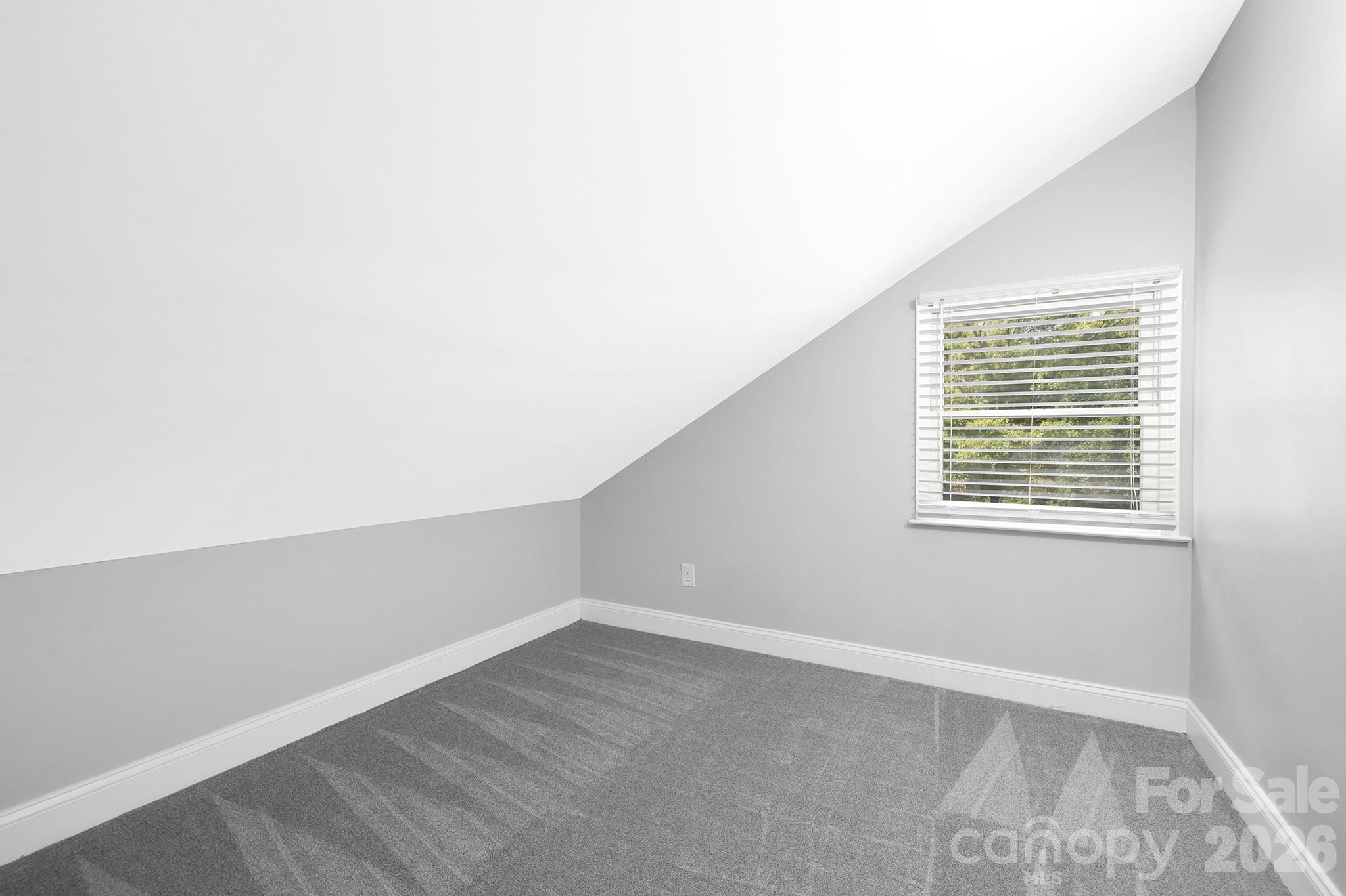 715 White Oaks Circle