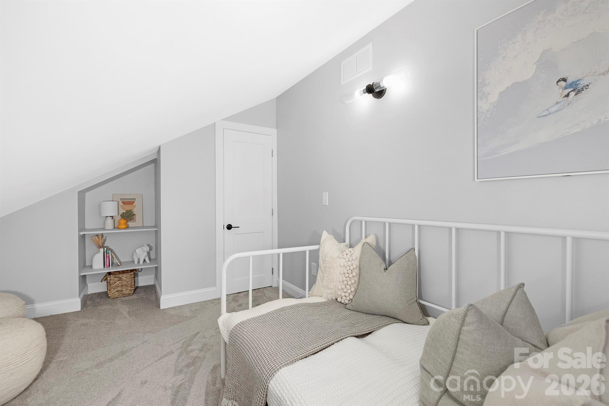715 White Oaks Circle