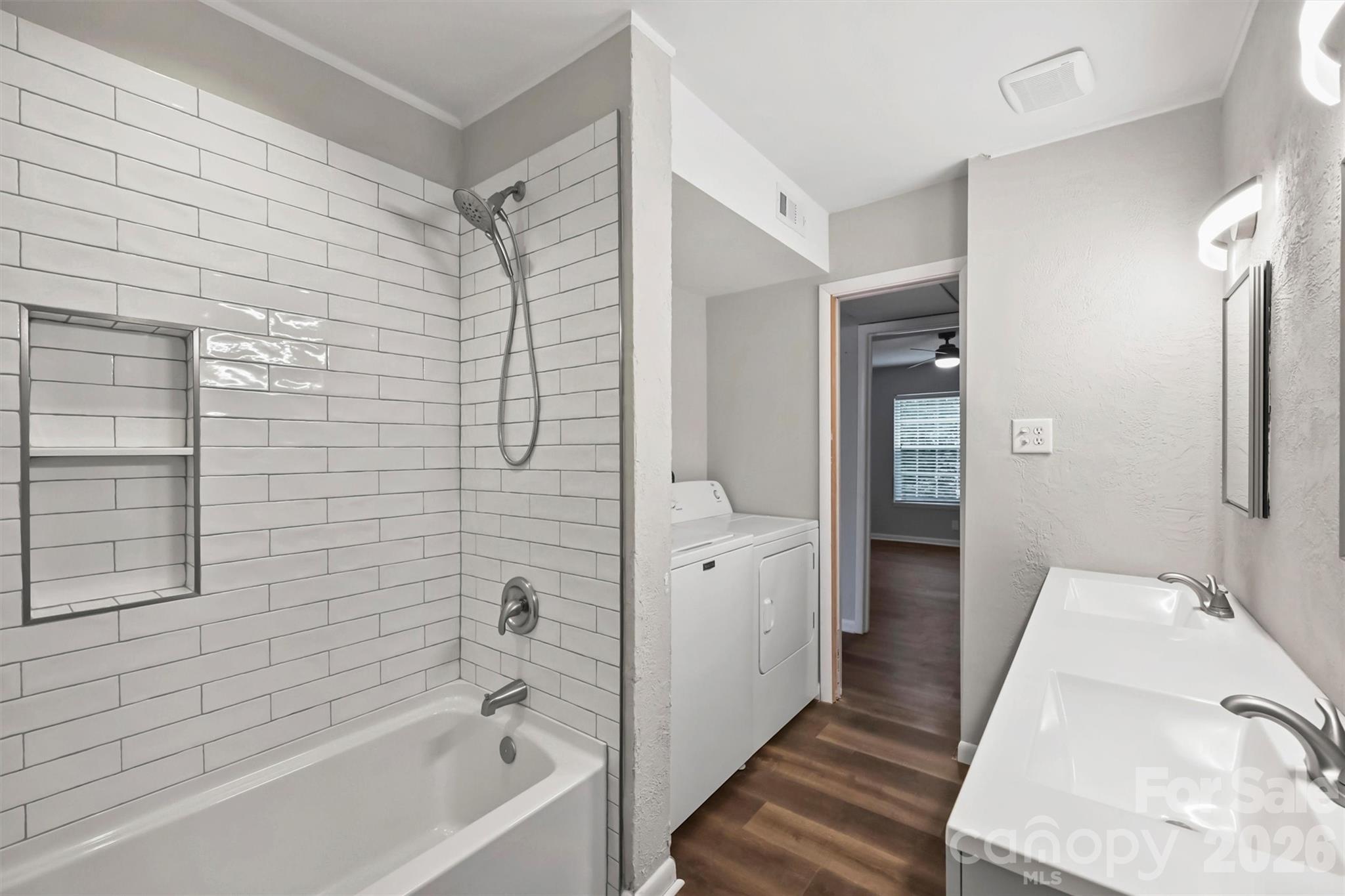 2638 Park Road Unit: A