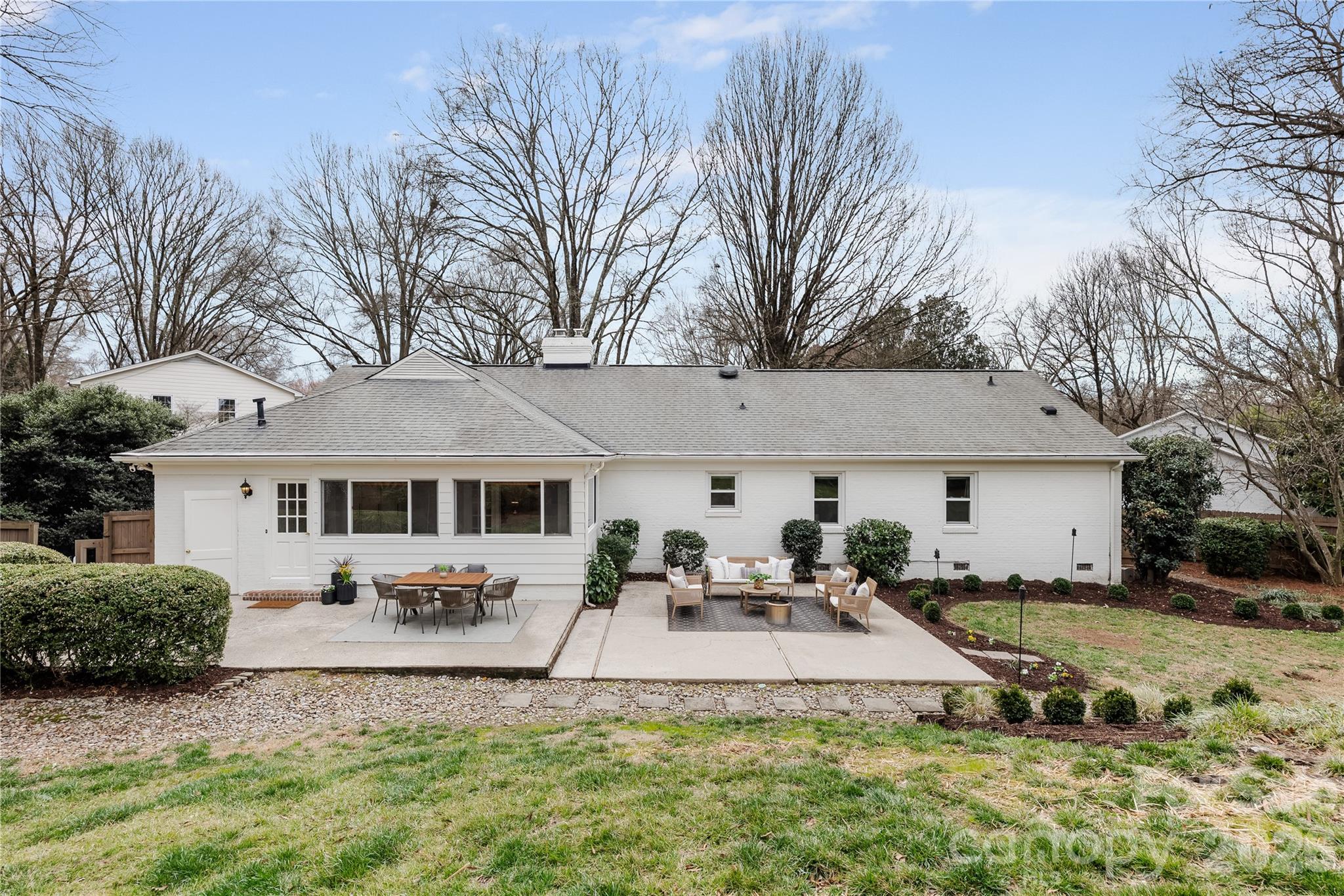 4901 Charmapeg Avenue