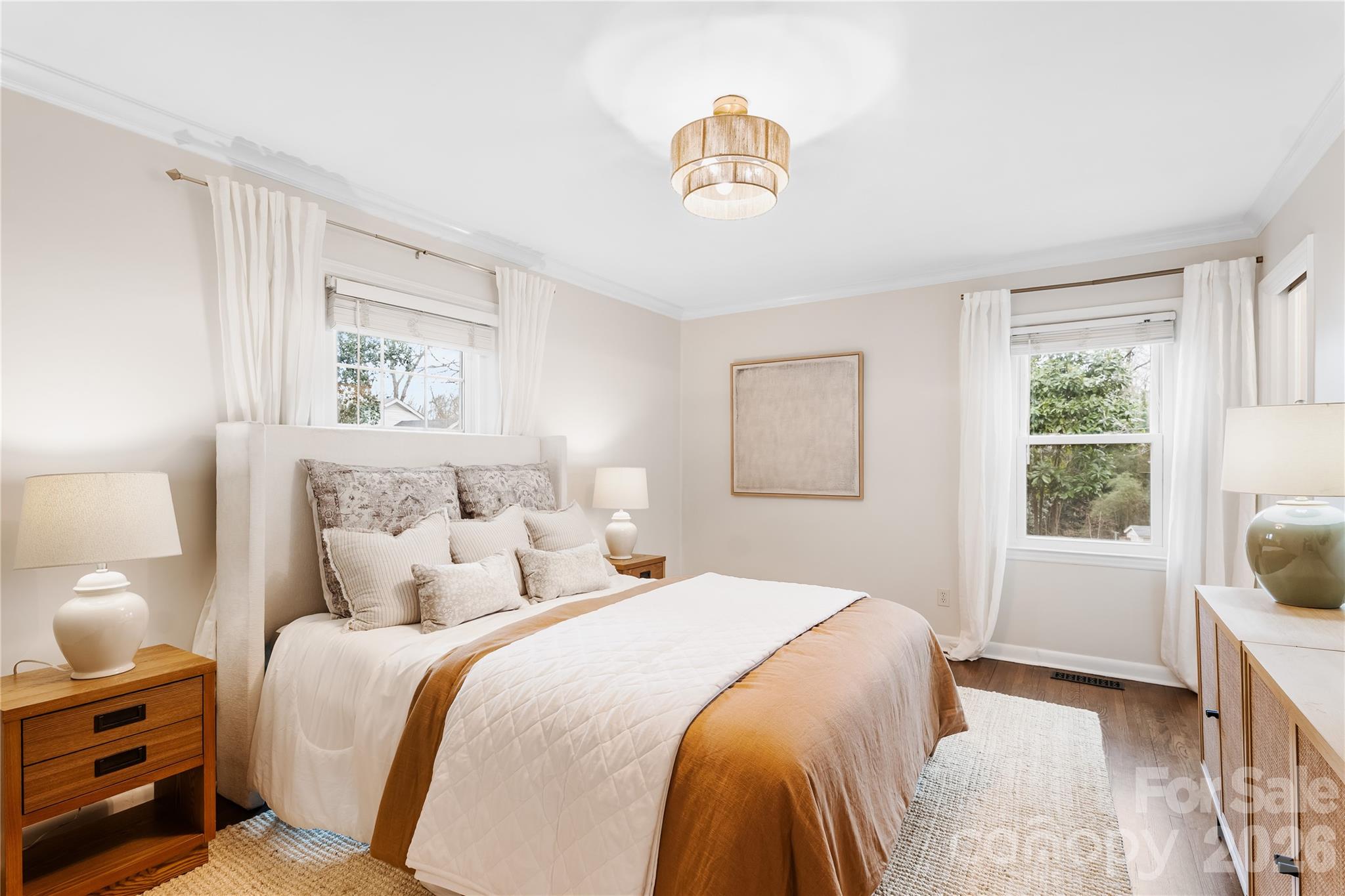 4901 Charmapeg Avenue