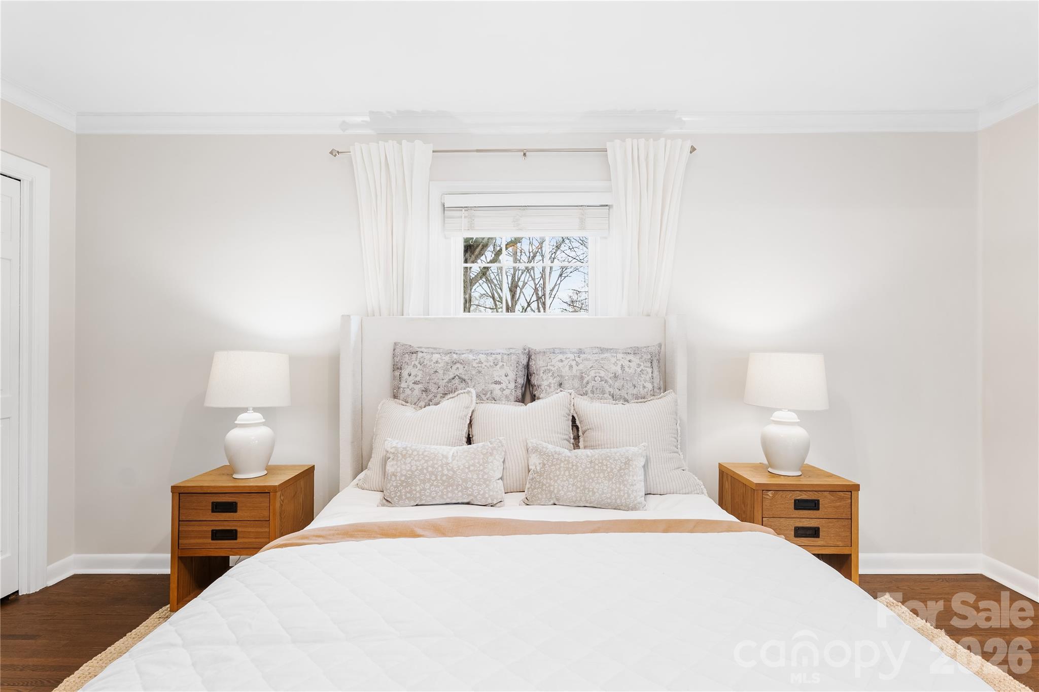 4901 Charmapeg Avenue