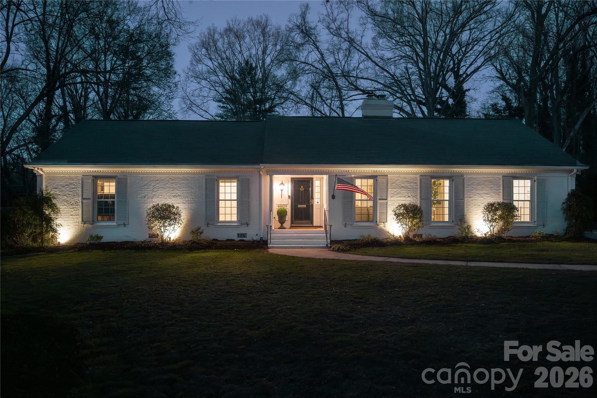 4901 Charmapeg Avenue