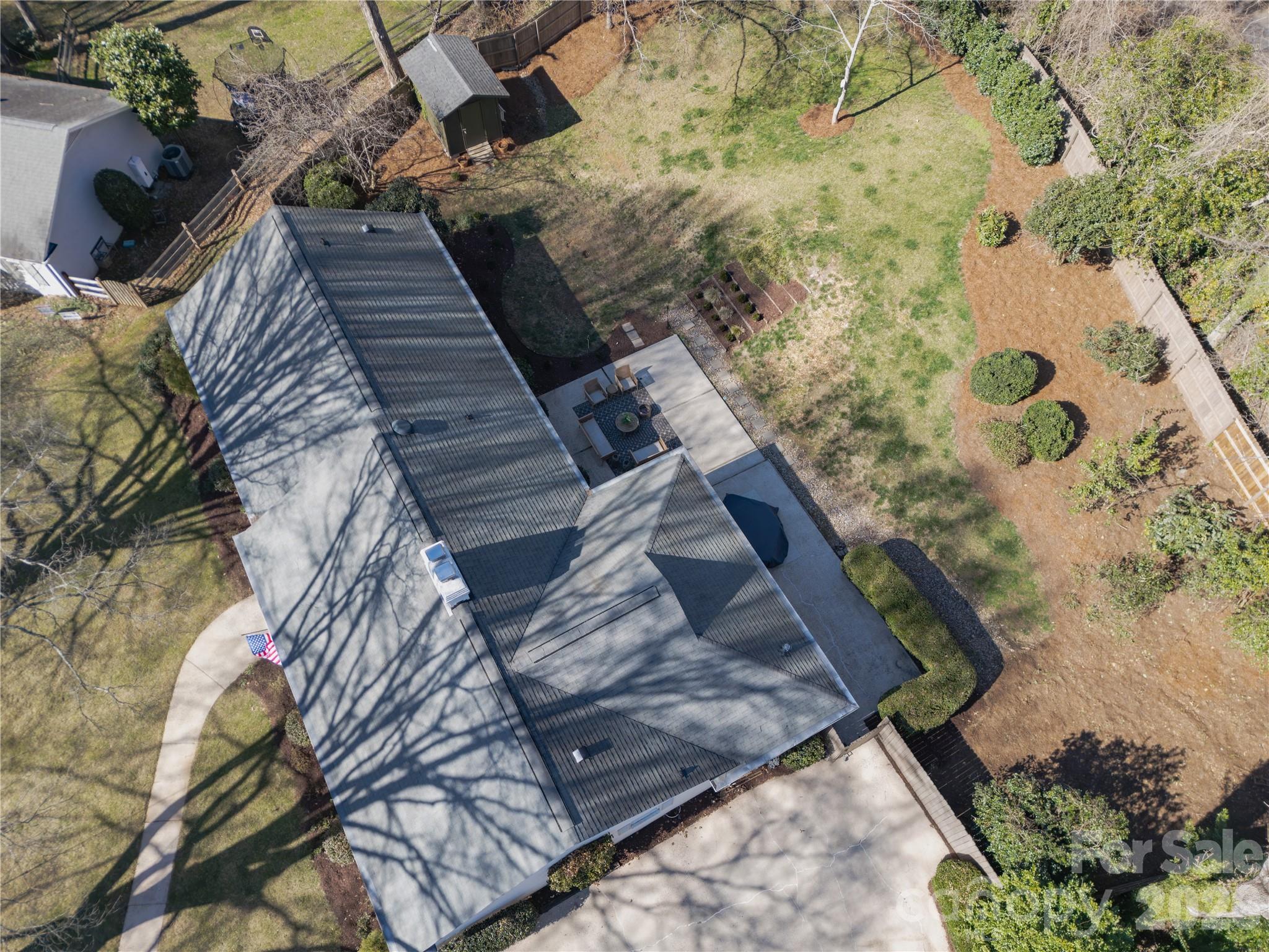 4901 Charmapeg Avenue