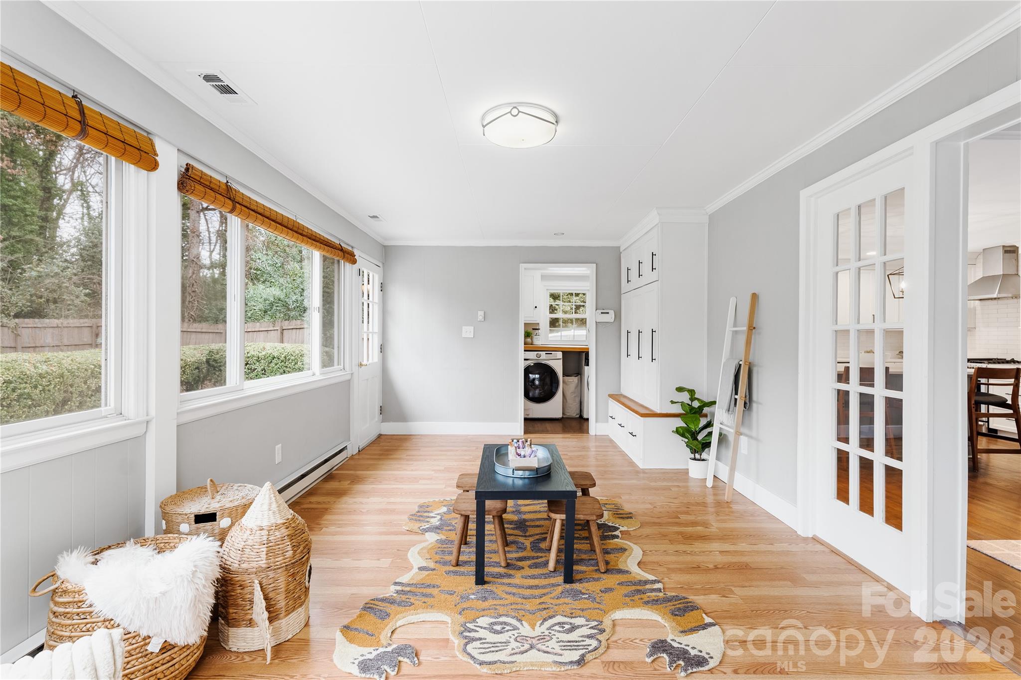 4901 Charmapeg Avenue