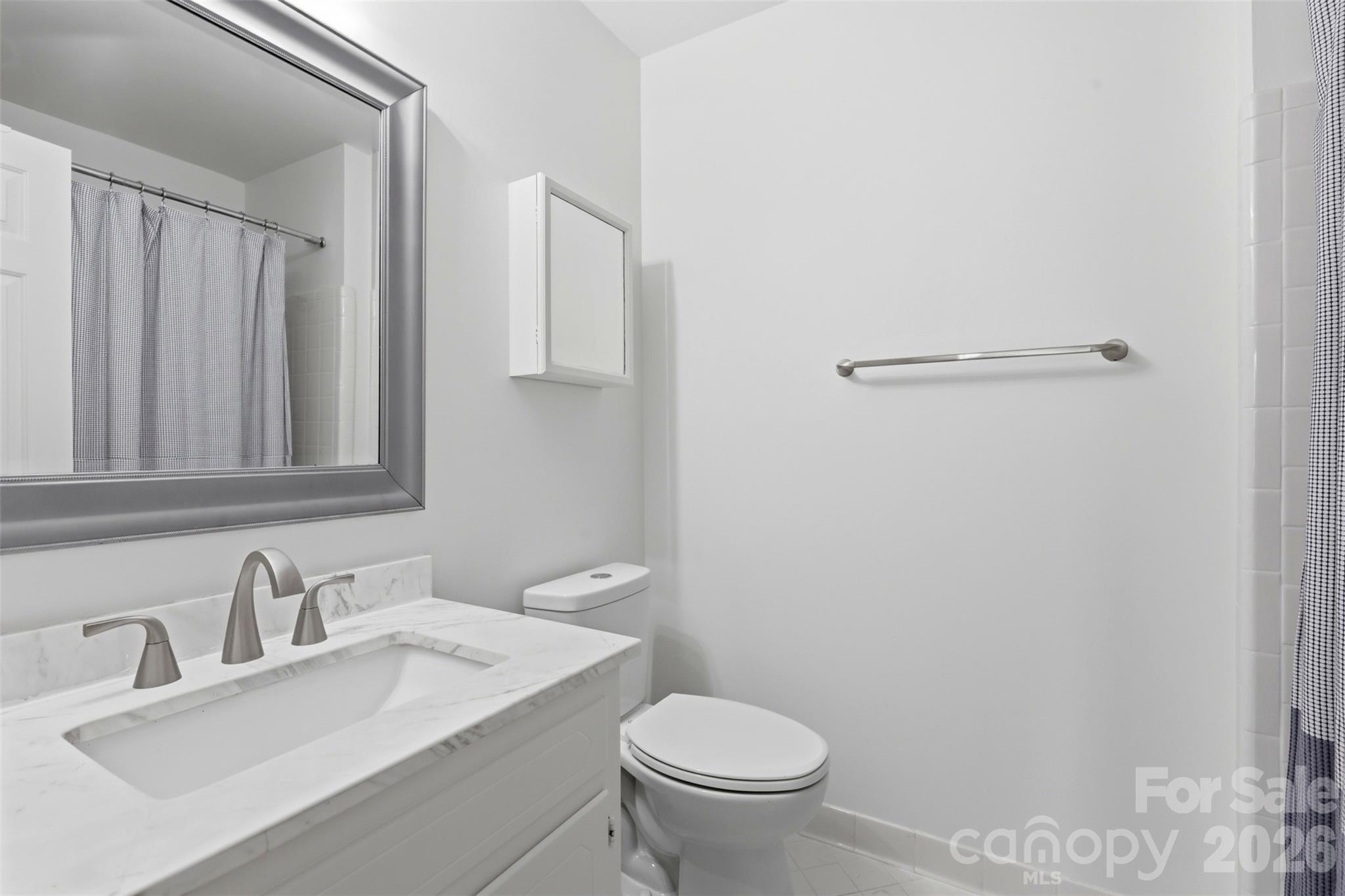 6825 Constitution Lane