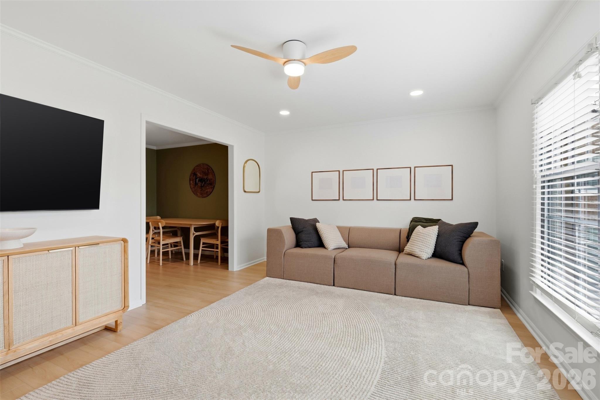 6825 Constitution Lane