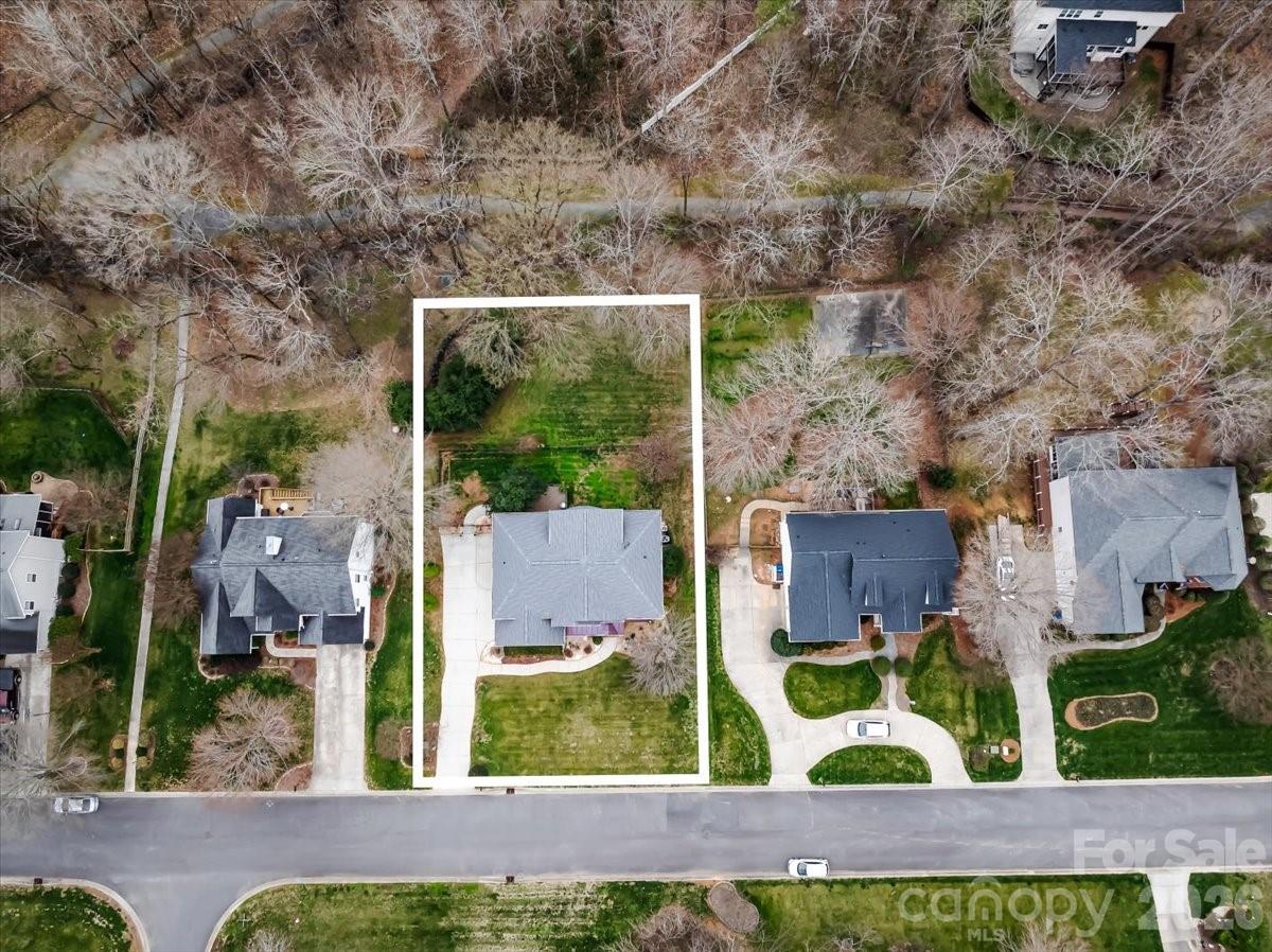 5803 Silver Creek Drive