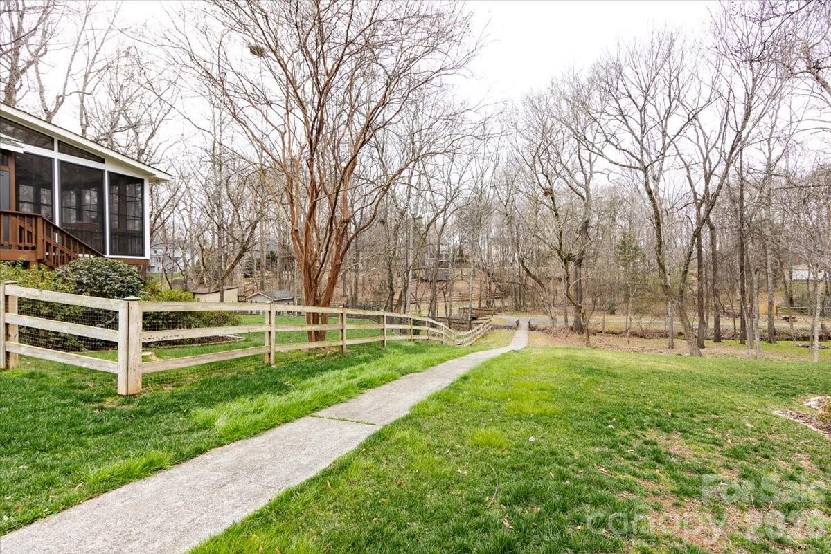 5803 Silver Creek Drive